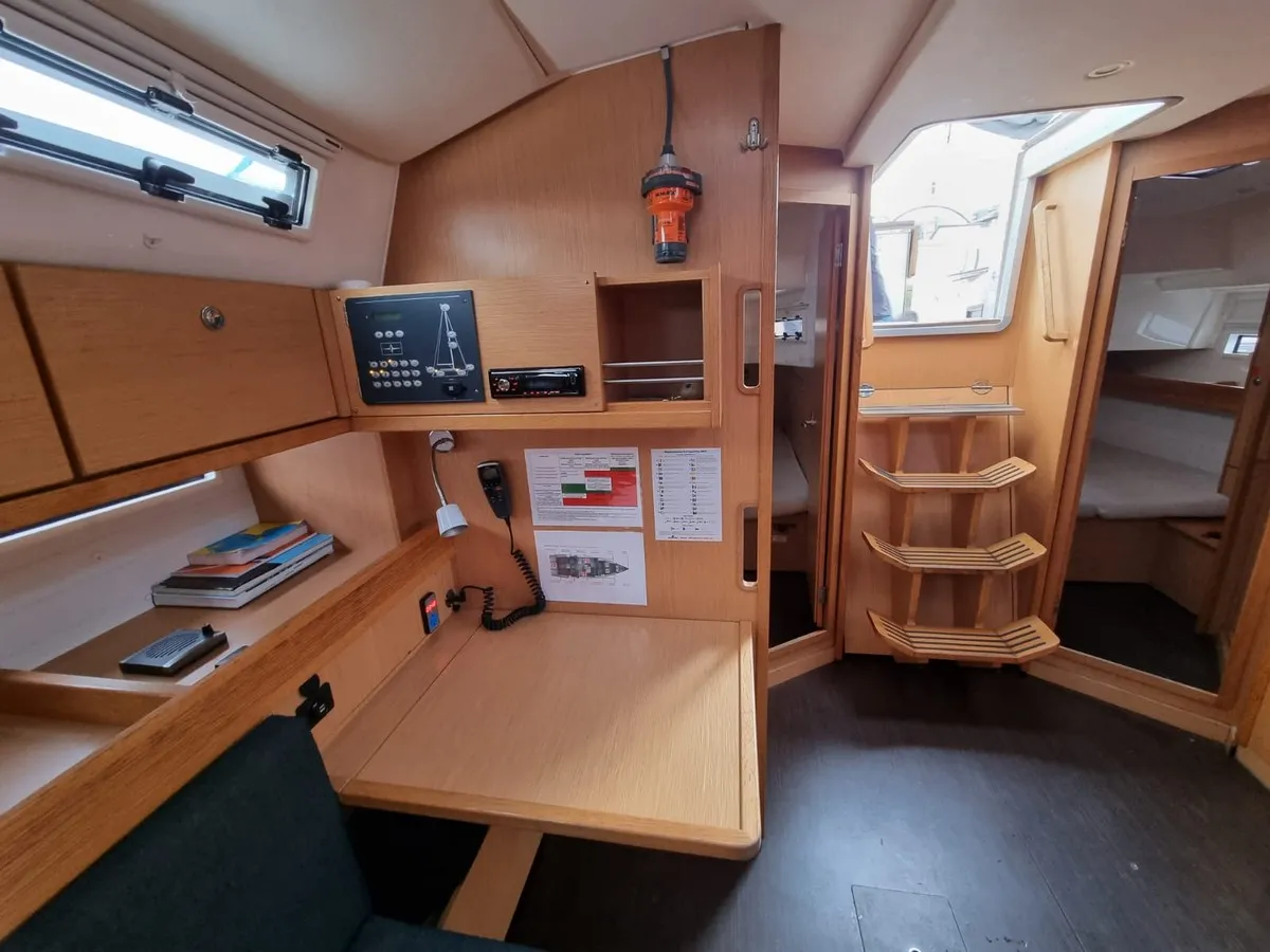 Bavaria 45 Tetras — yacht photo 3