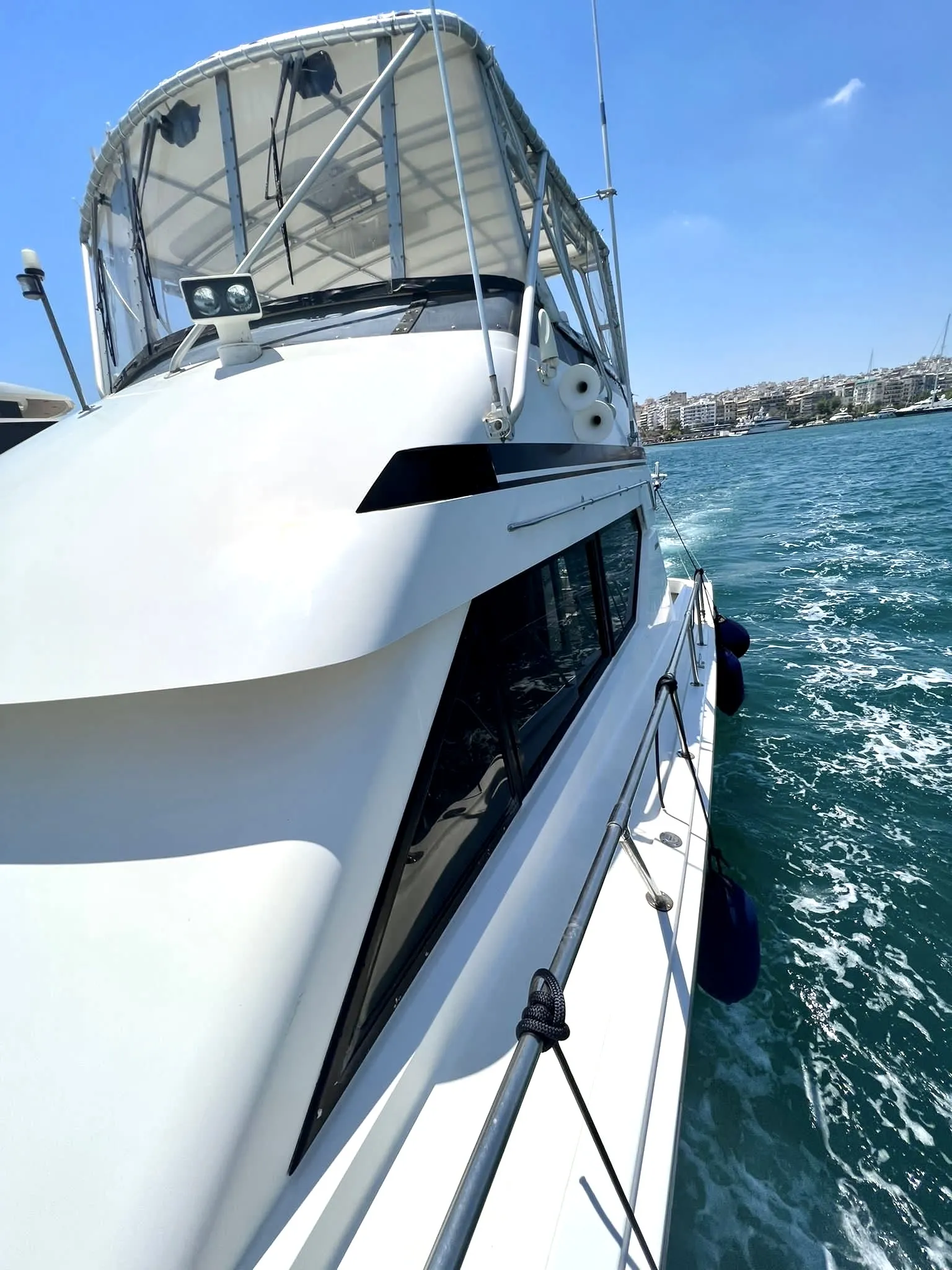 Hatteras 50 Convertible Tipejyas — jahifoto 4