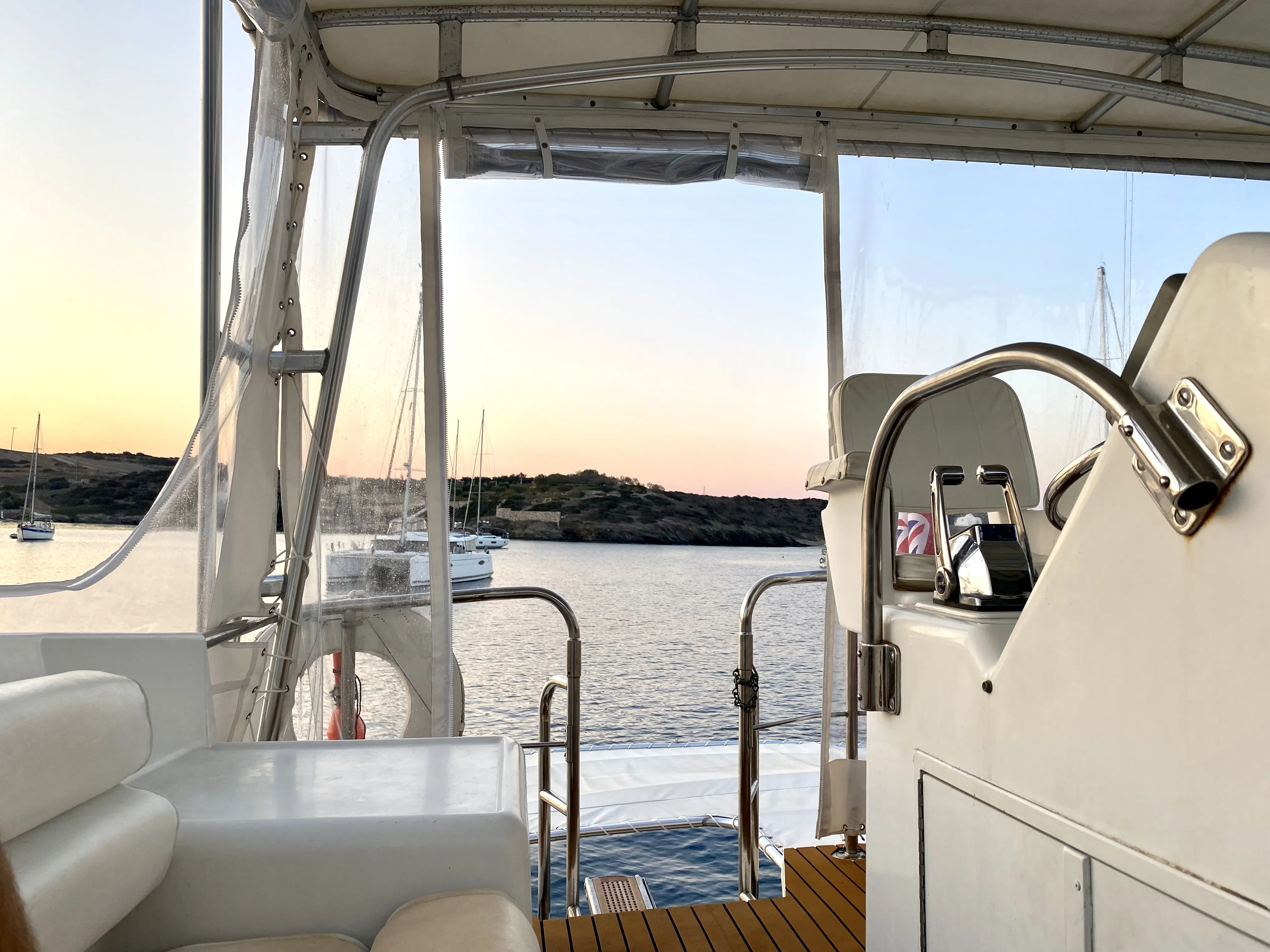 Hatteras 50 Convertible Tipejyas — jahifoto 3