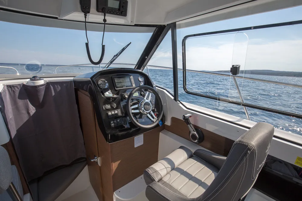 Merry Fisher 795 LISSY — foto dello yacht n. 15