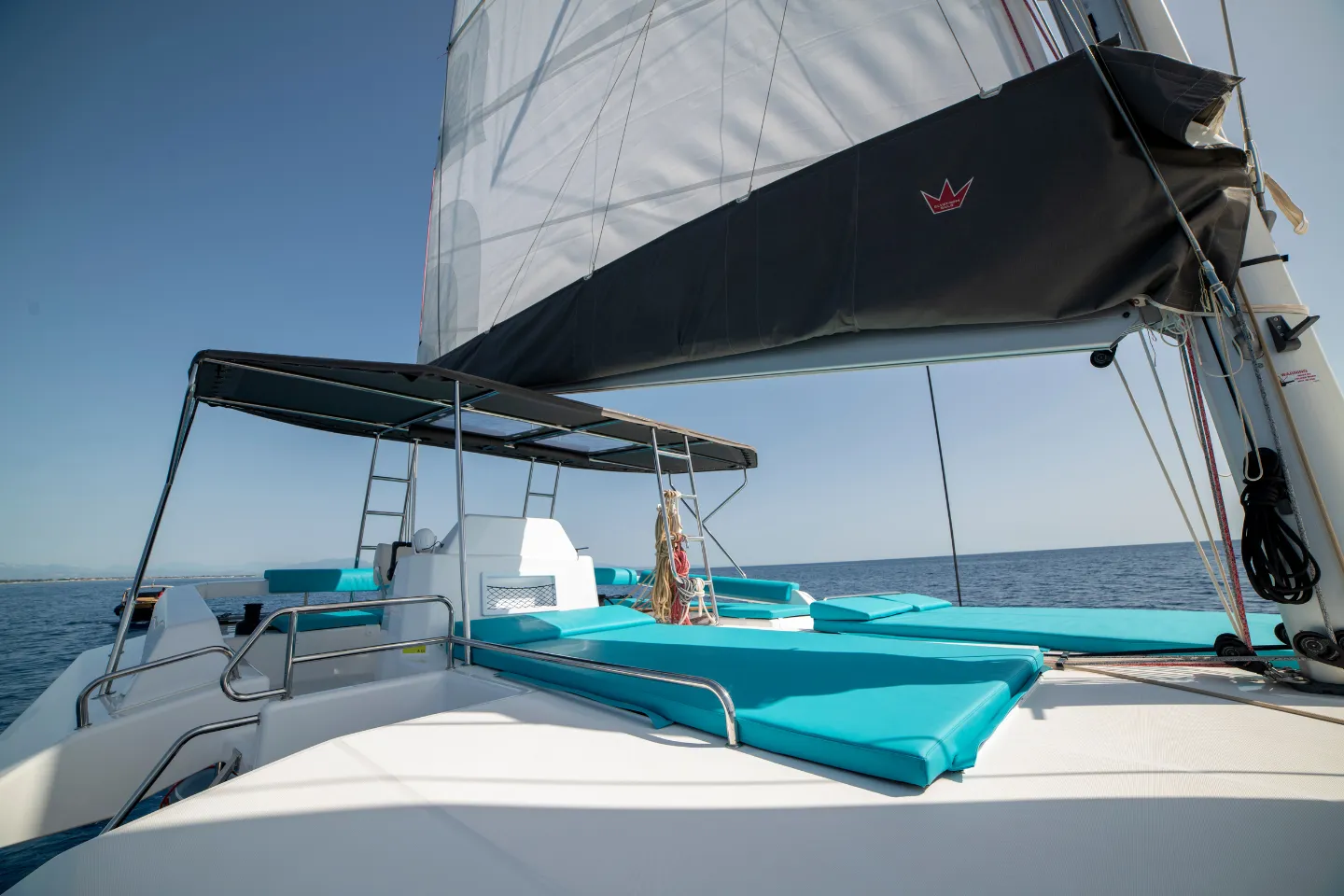 Dufour Catamaran 48 FUTURA — jahtikuva 2