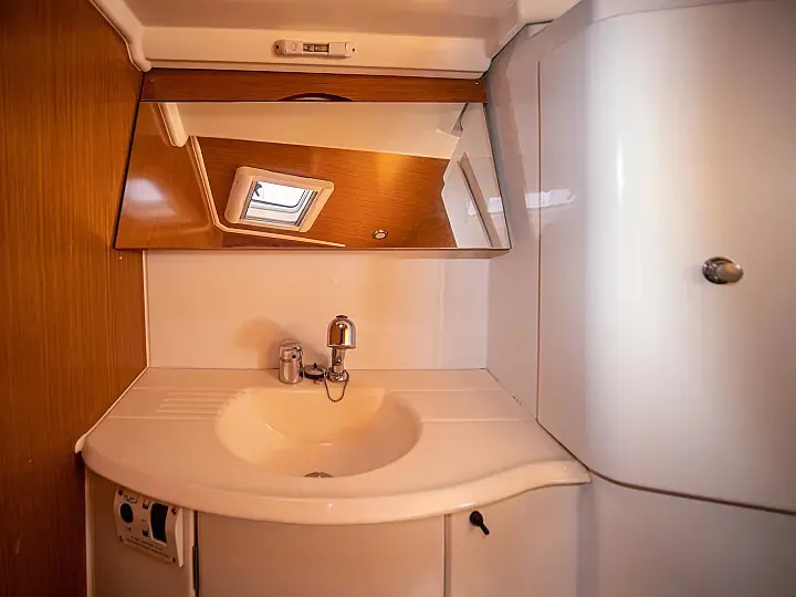 Sun Odyssey 42 i Mila — фотография яхты 27