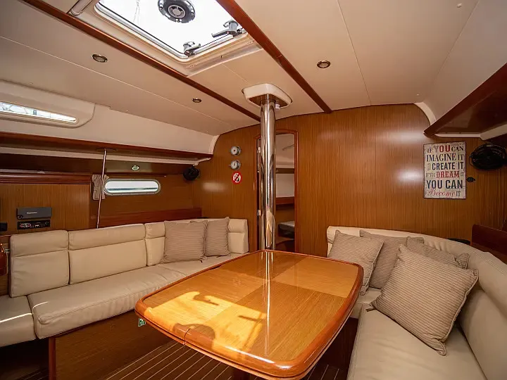 Sun Odyssey 42 i Mila — фотография яхты 13
