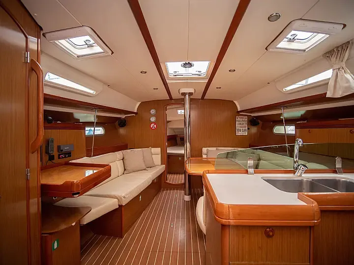 Sun Odyssey 42 i Mila — фотография яхты 14