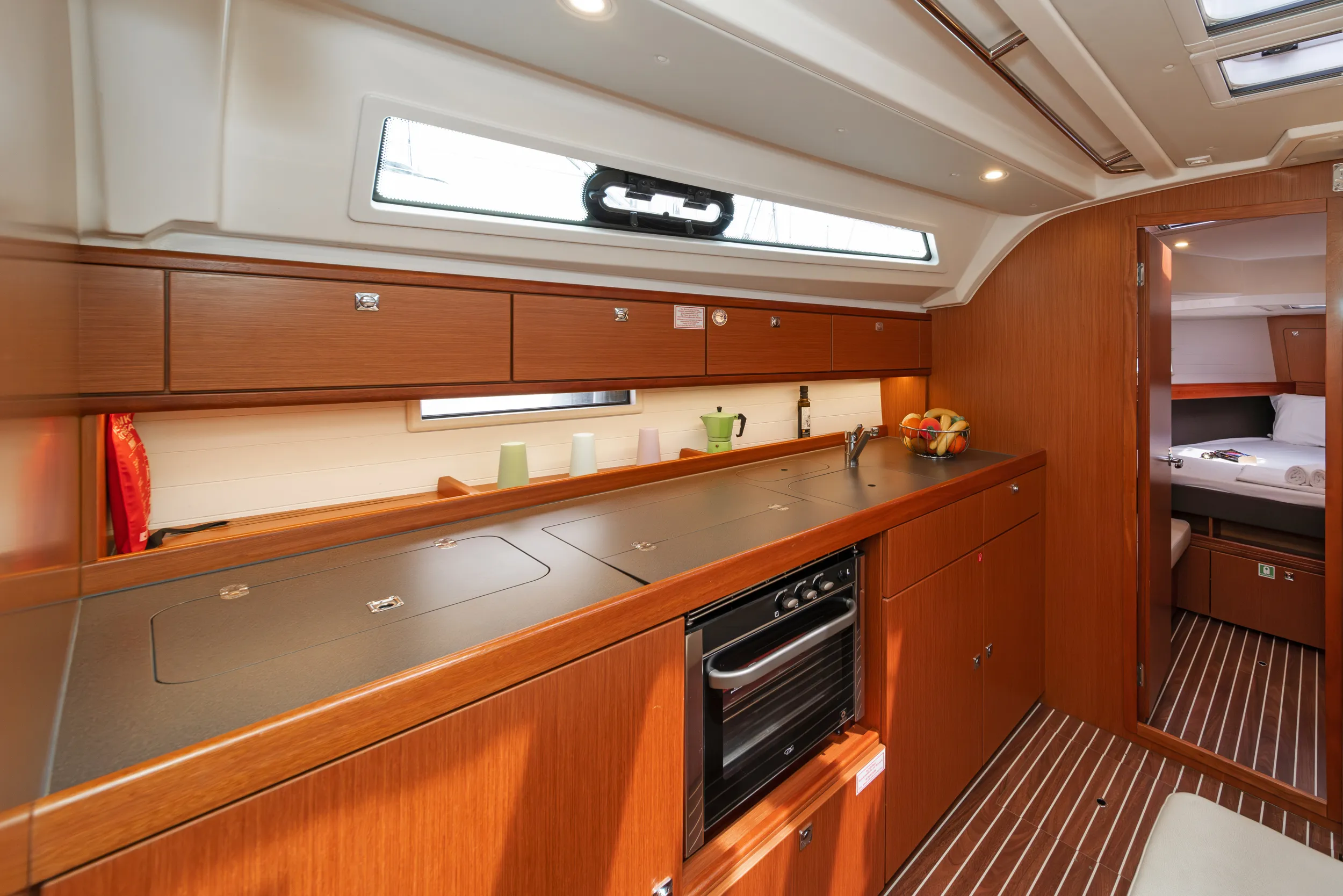 Bavaria Cruiser 41 Laertis — фотография яхты 26