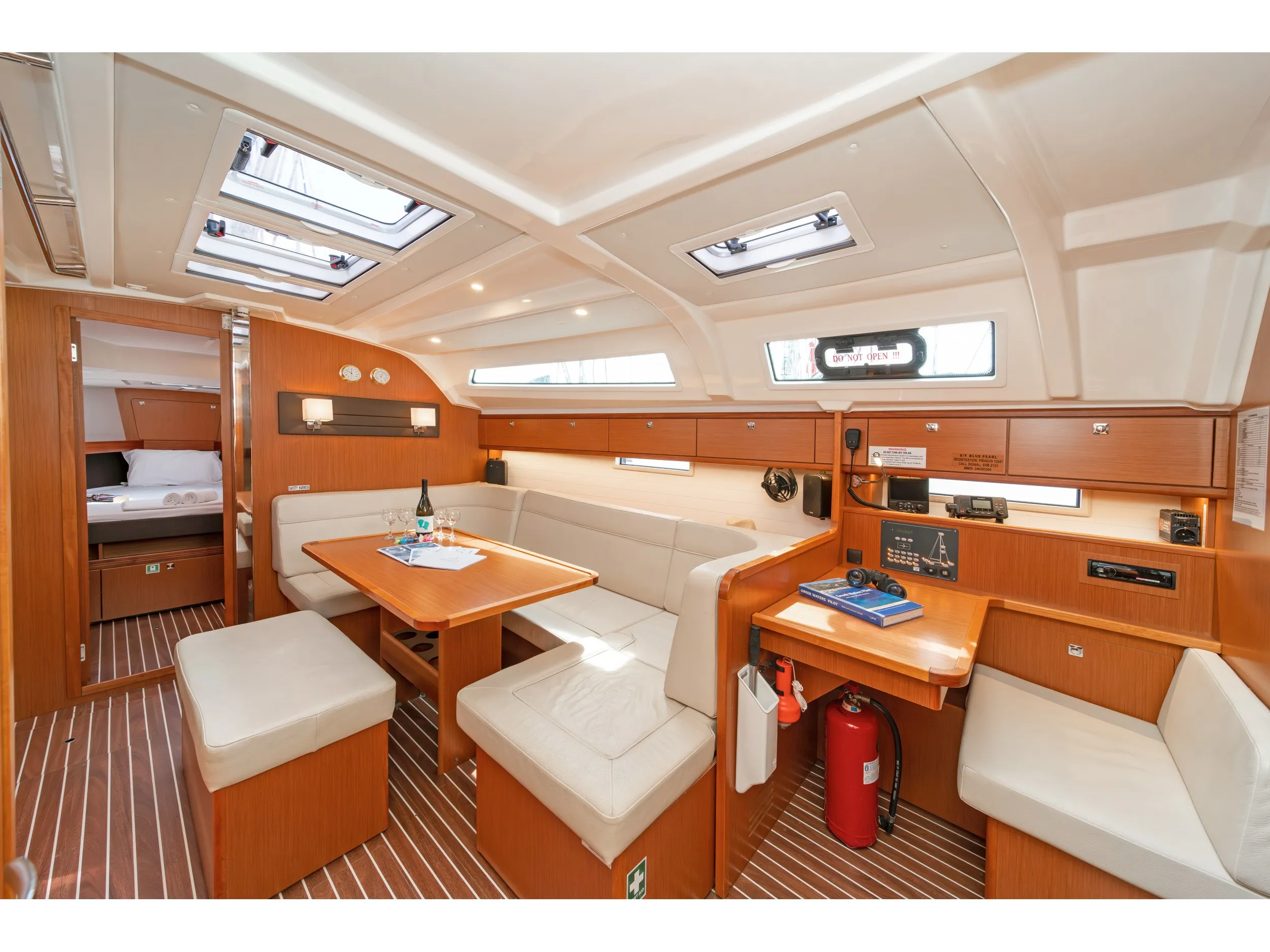Bavaria Cruiser 41 Laertis — фотография яхты 17