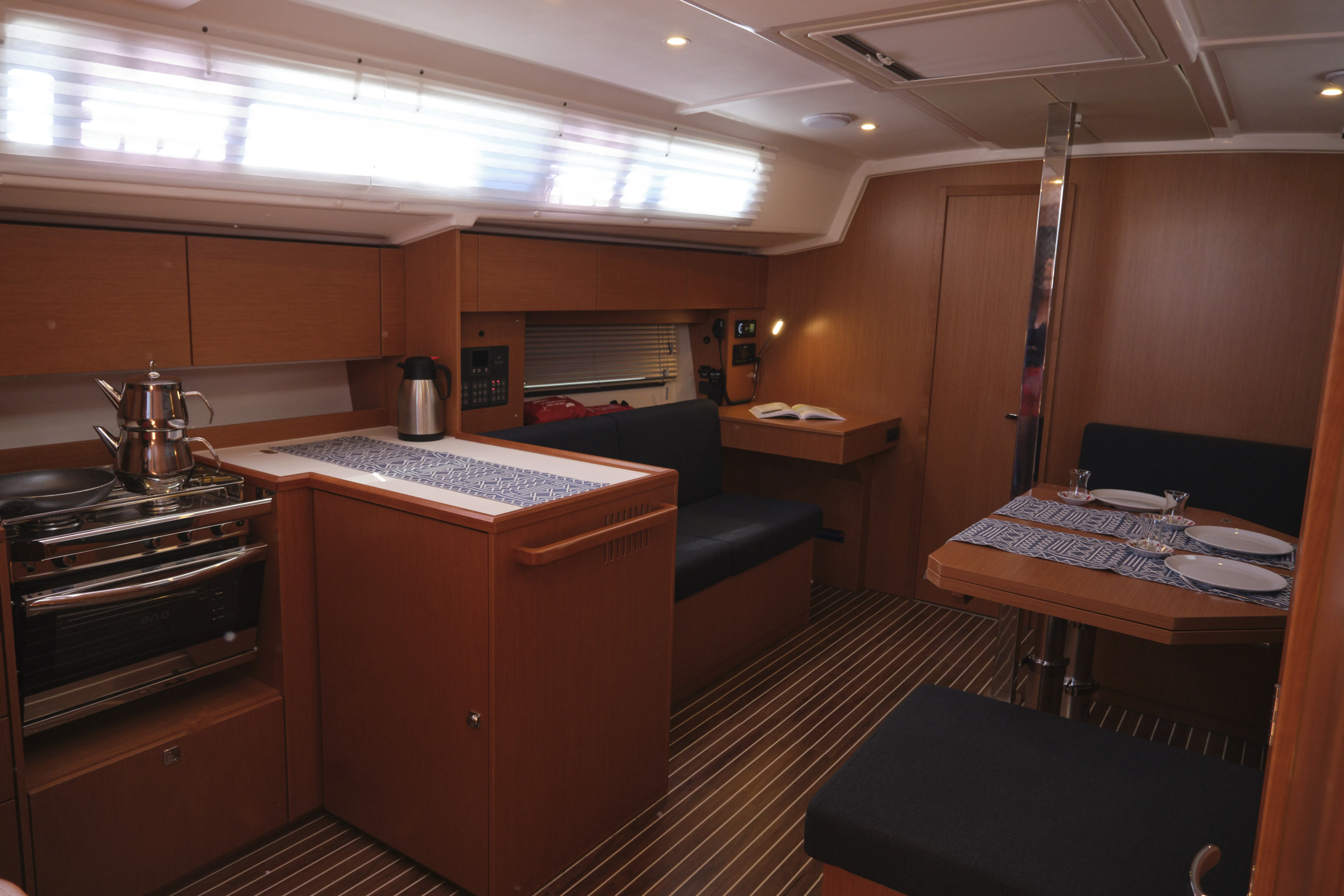 Bavaria C42 Selene — фотография яхты 8