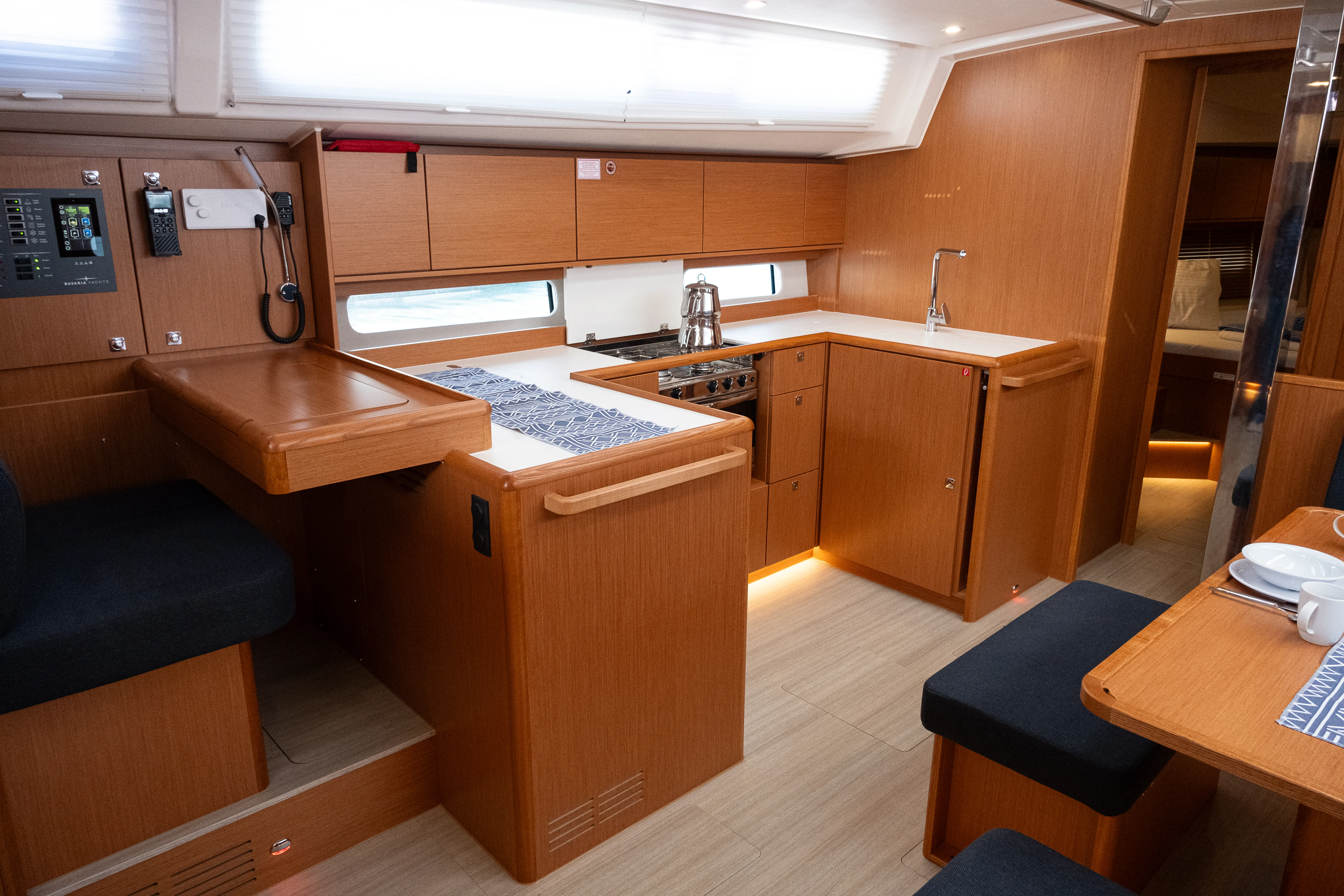 Bavaria C46 Arke — фотография яхты 16