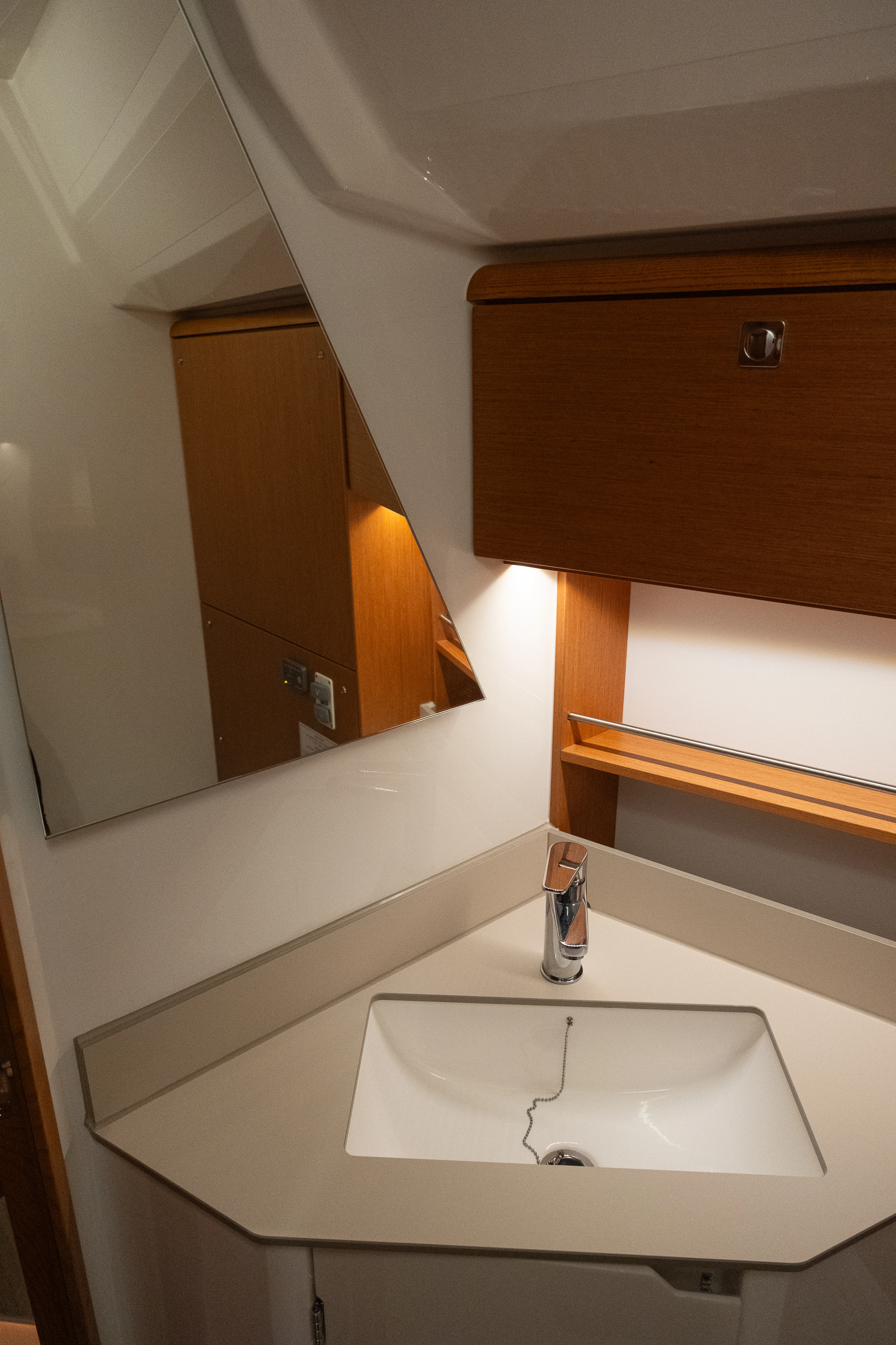 Bavaria C46 Arke — фотография яхты 9