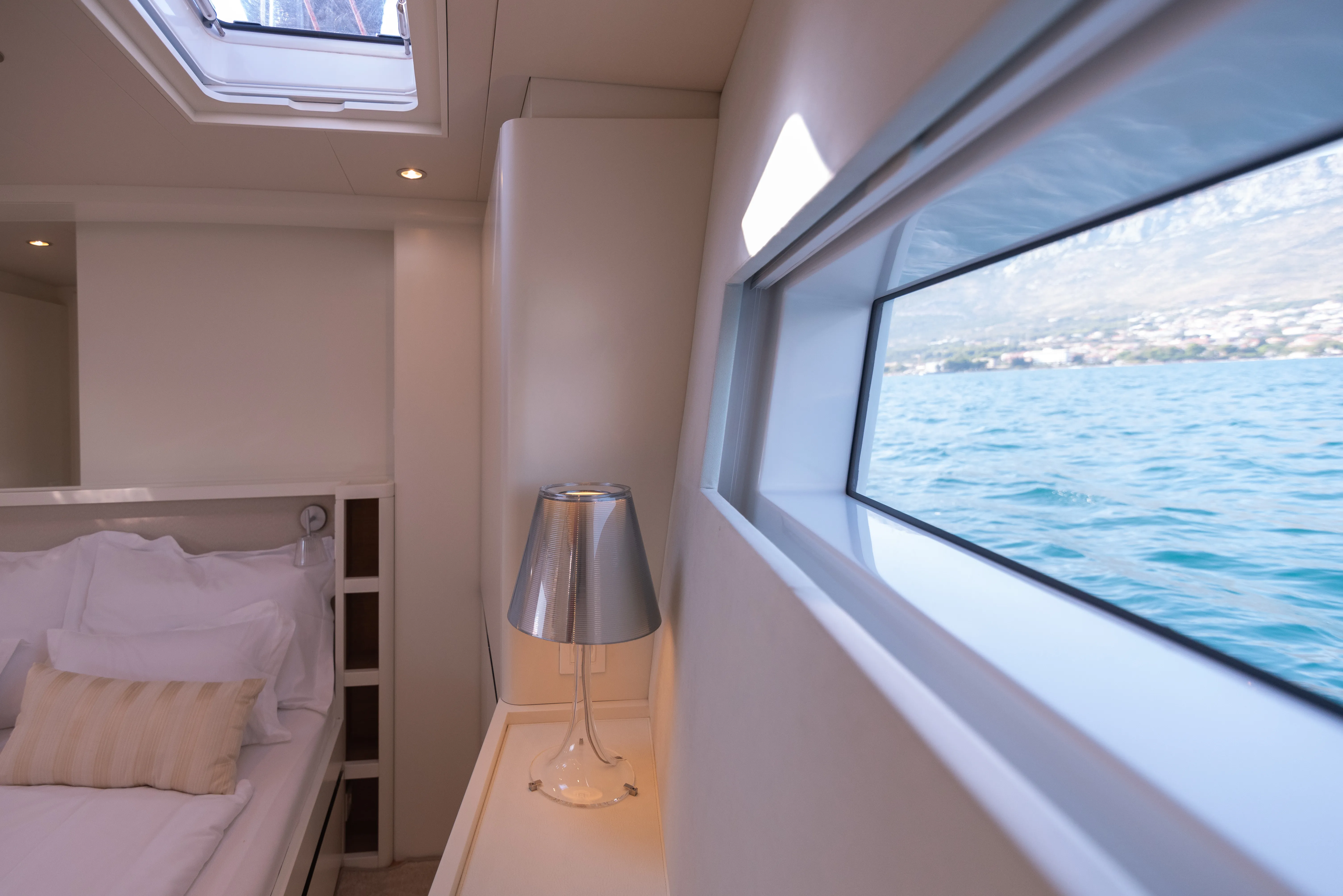 CNB 76 BUBBLES — yacht photo 10