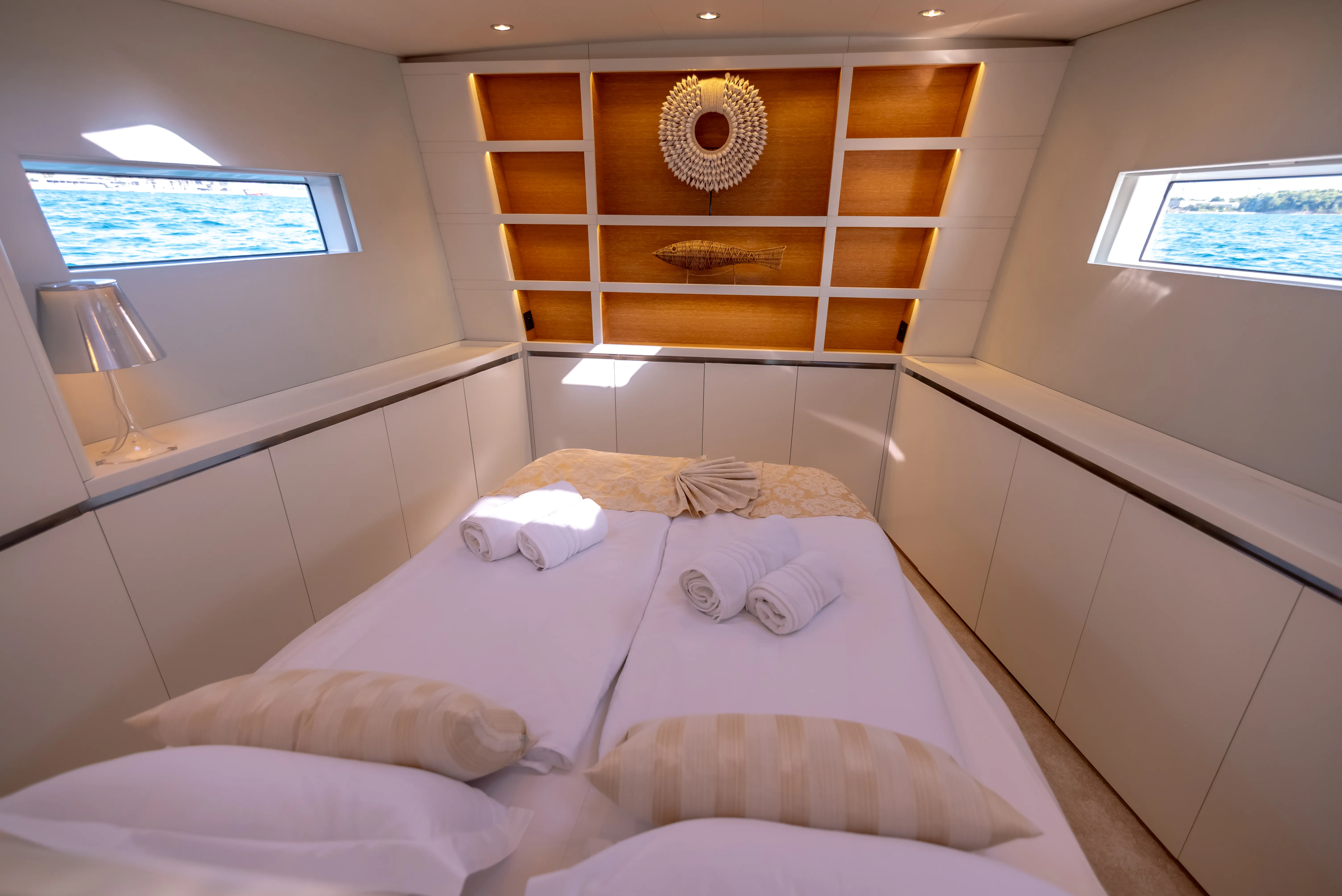 CNB 76 BUBBLES — yacht photo 6