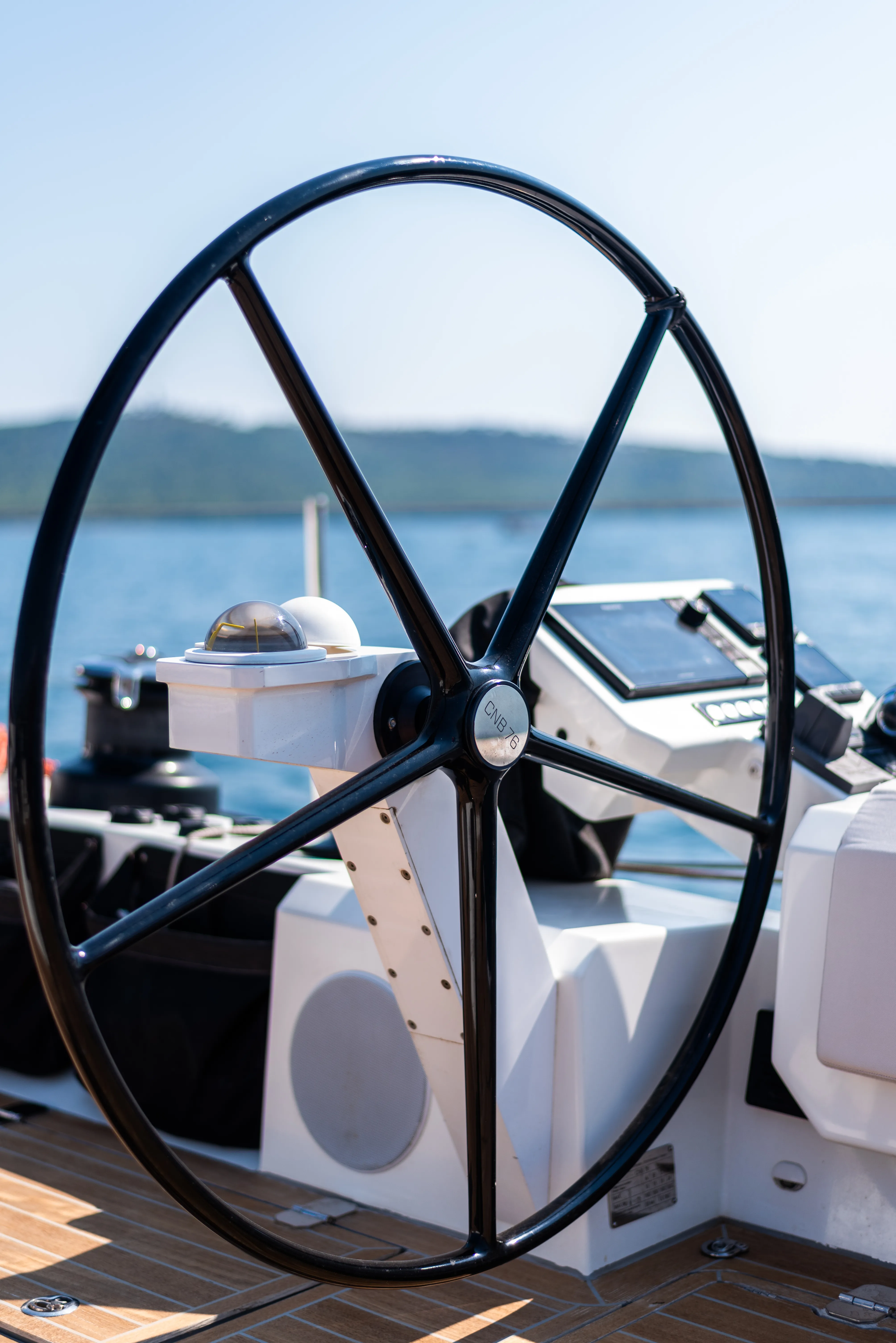 CNB 76 BUBBLES — yacht photo 21