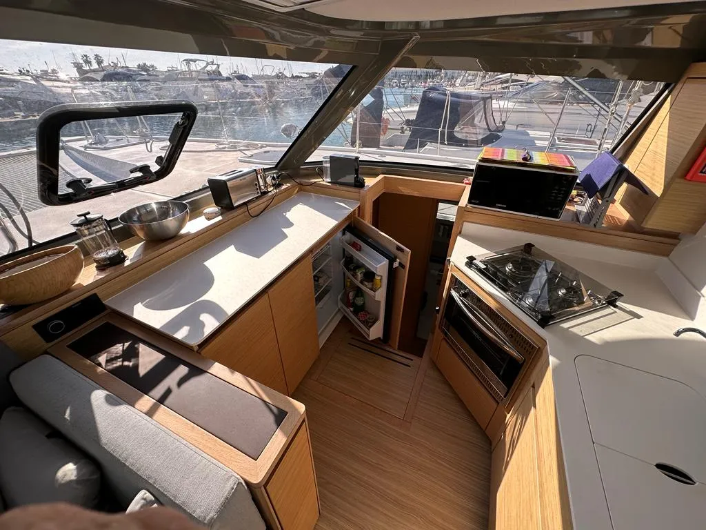 Nautitech 40 Open Master Yoda — foto del yate n.º 2