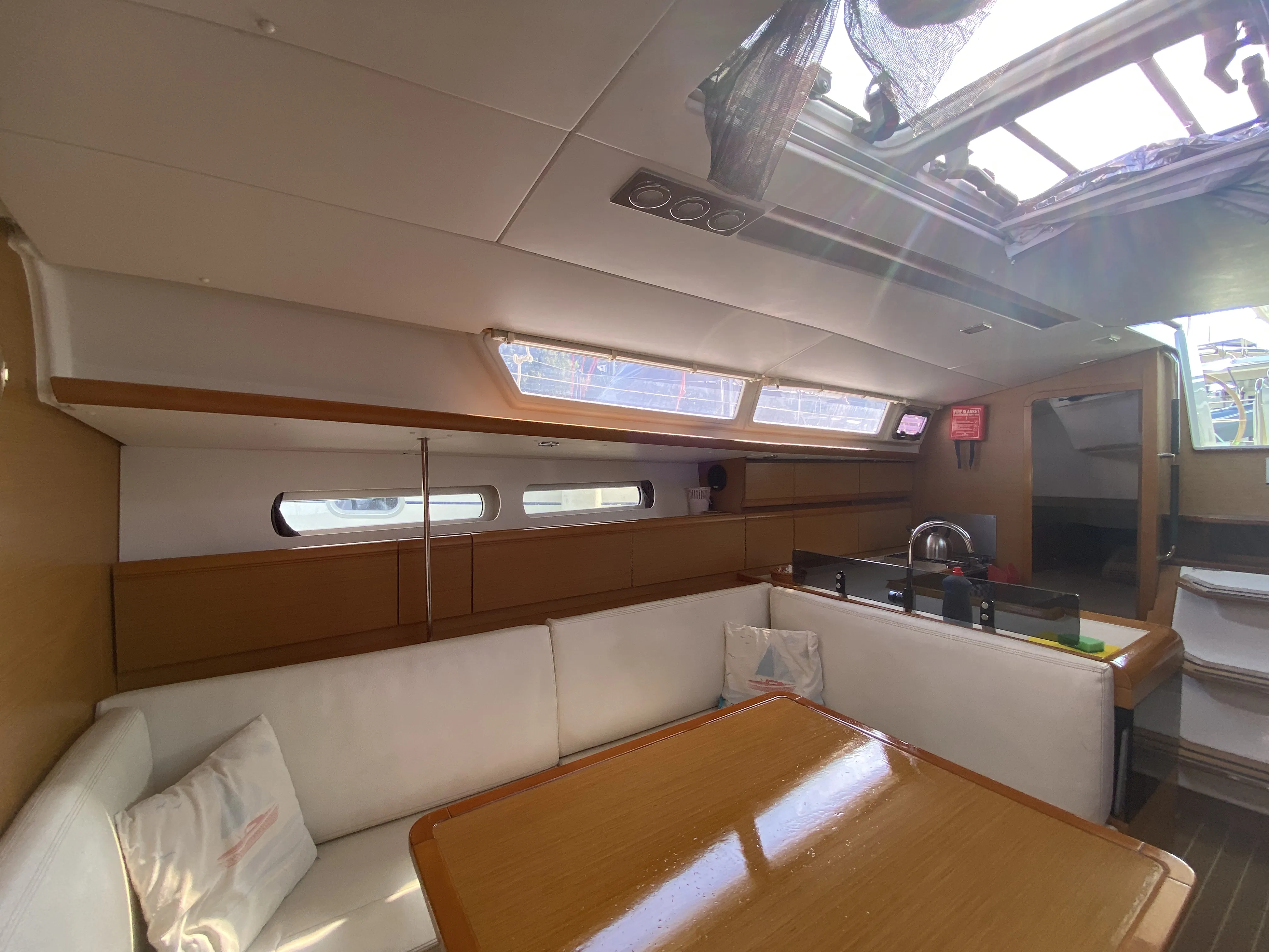 Sun Odyssey 409 Pangea — фотография яхты 7