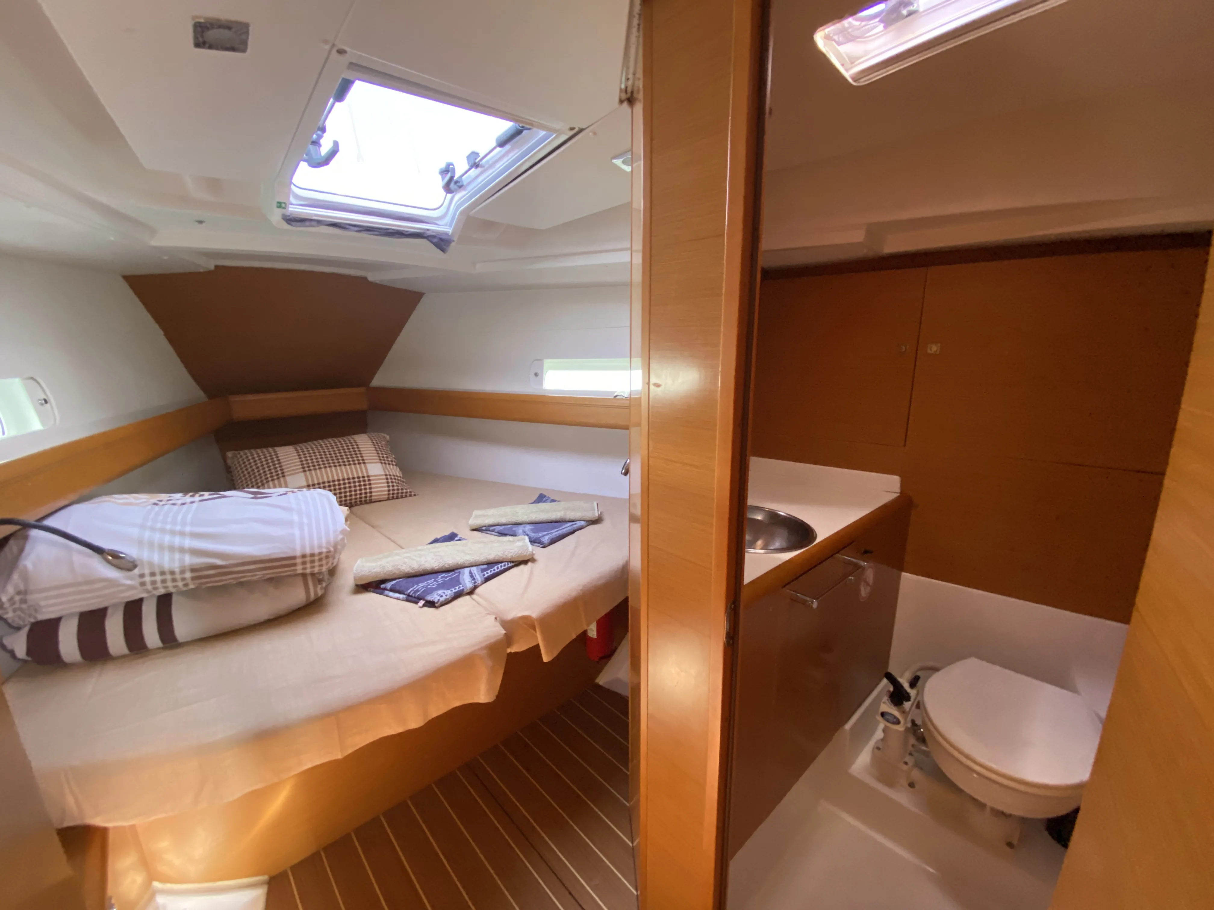 Sun Odyssey 409 Pangea — фотография яхты 2
