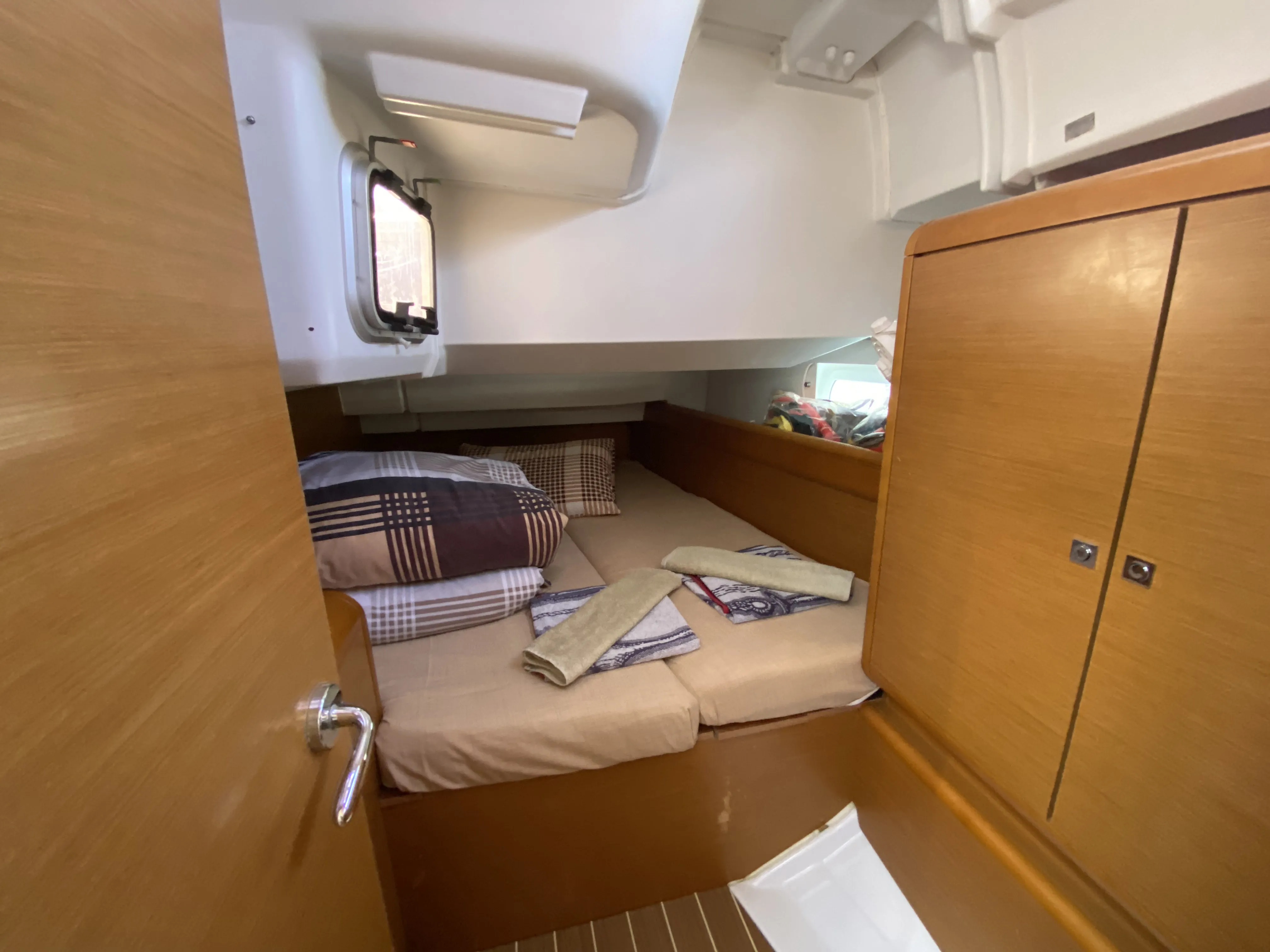 Sun Odyssey 409 Pangea — фотография яхты 6