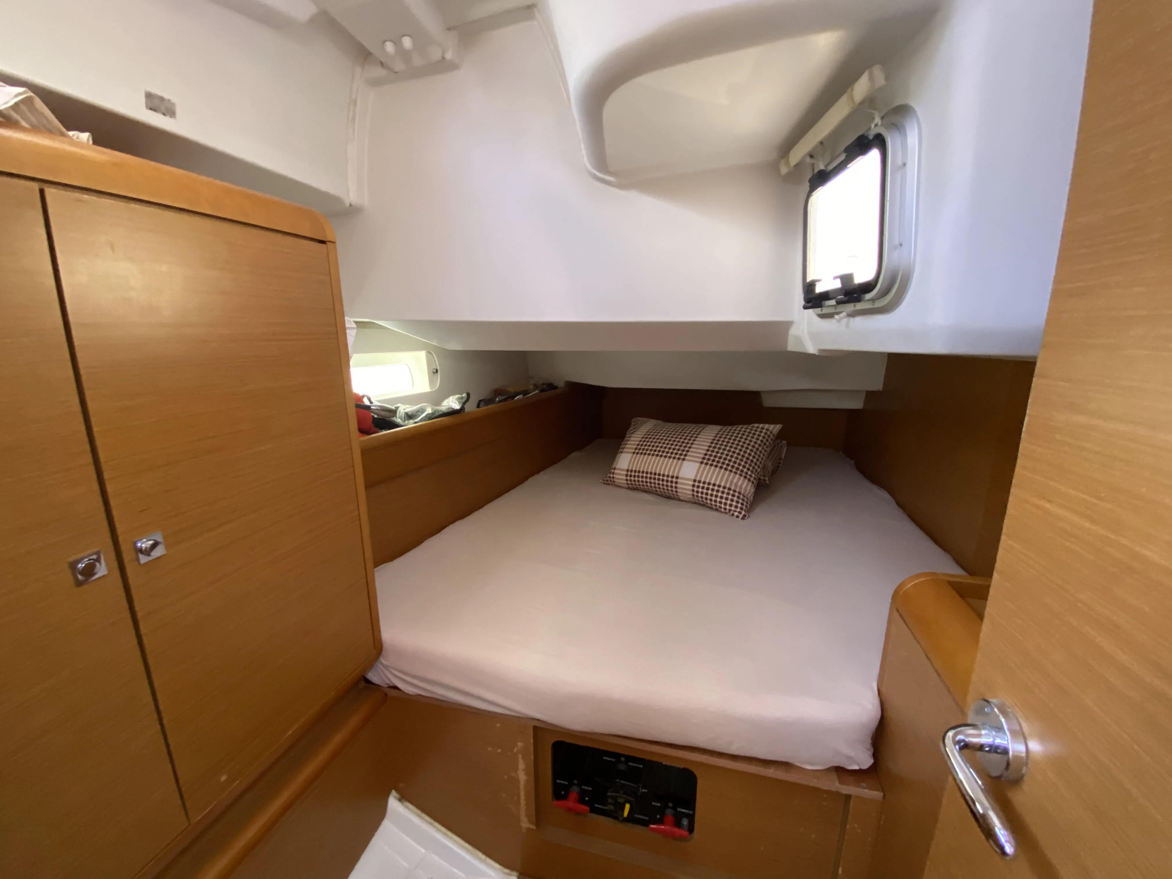 Sun Odyssey 409 Pangea — фотография яхты 16