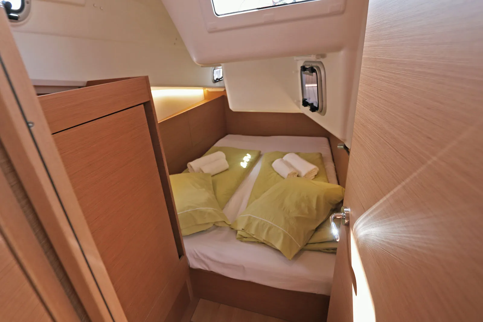 Sun Odyssey 410 Paris — фотография яхты 14