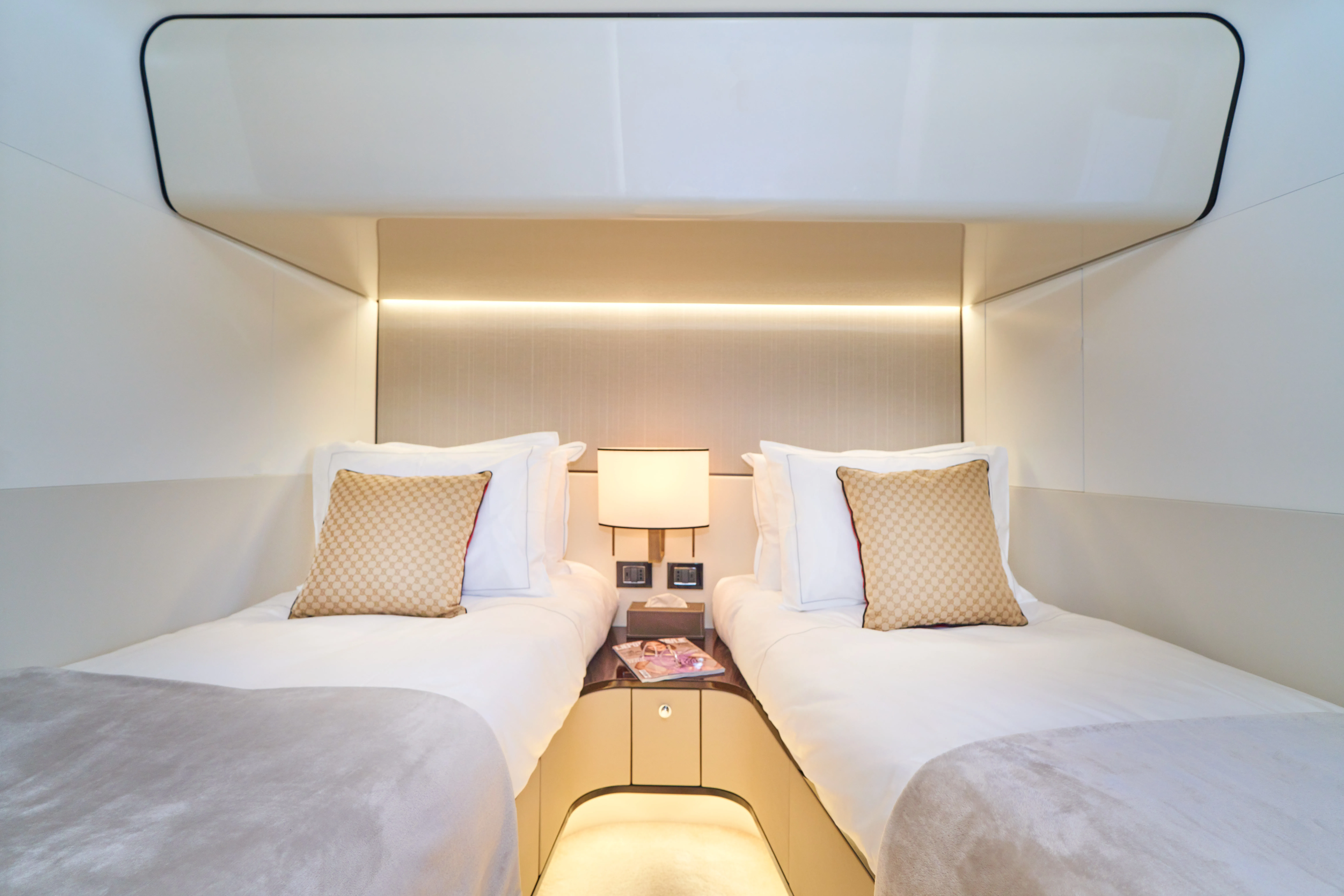 Azimut Grande 27 ALUMINIA TOO — yacht photo 56