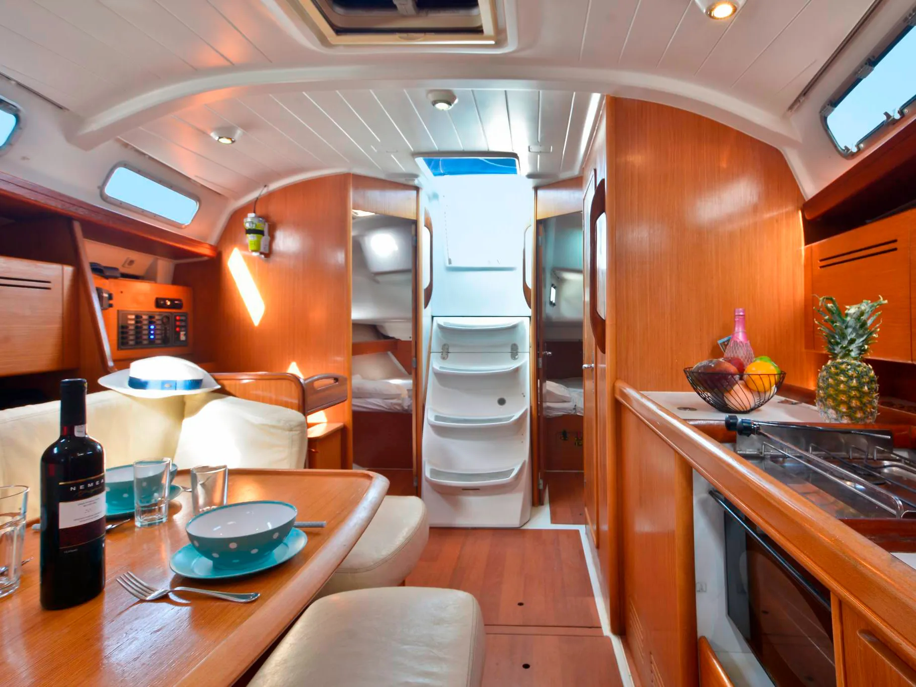 Cyclades 39.3 — foto dello yacht n. 2