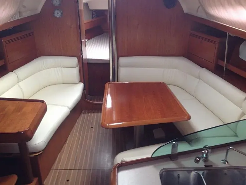 Sun Odyssey 37 NAIAS — фотография яхты 2