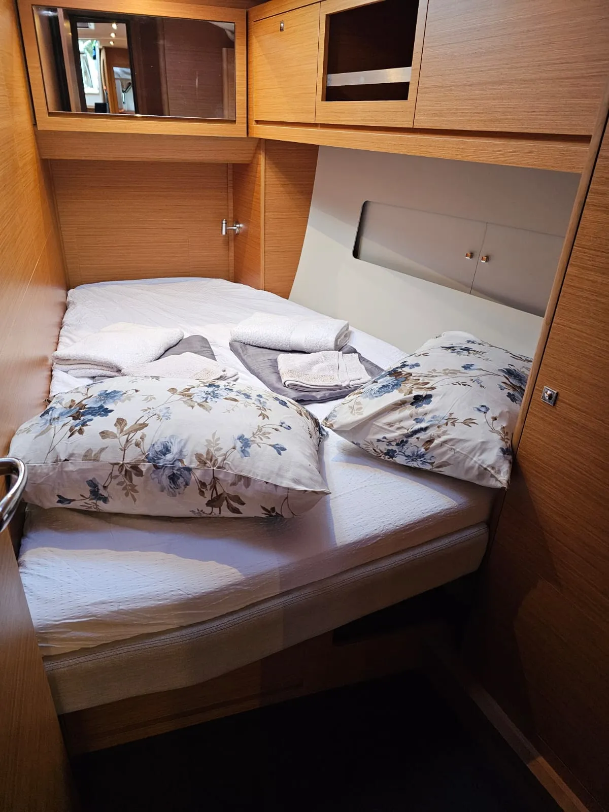 Dufour 470 Amalia — yacht photo 20