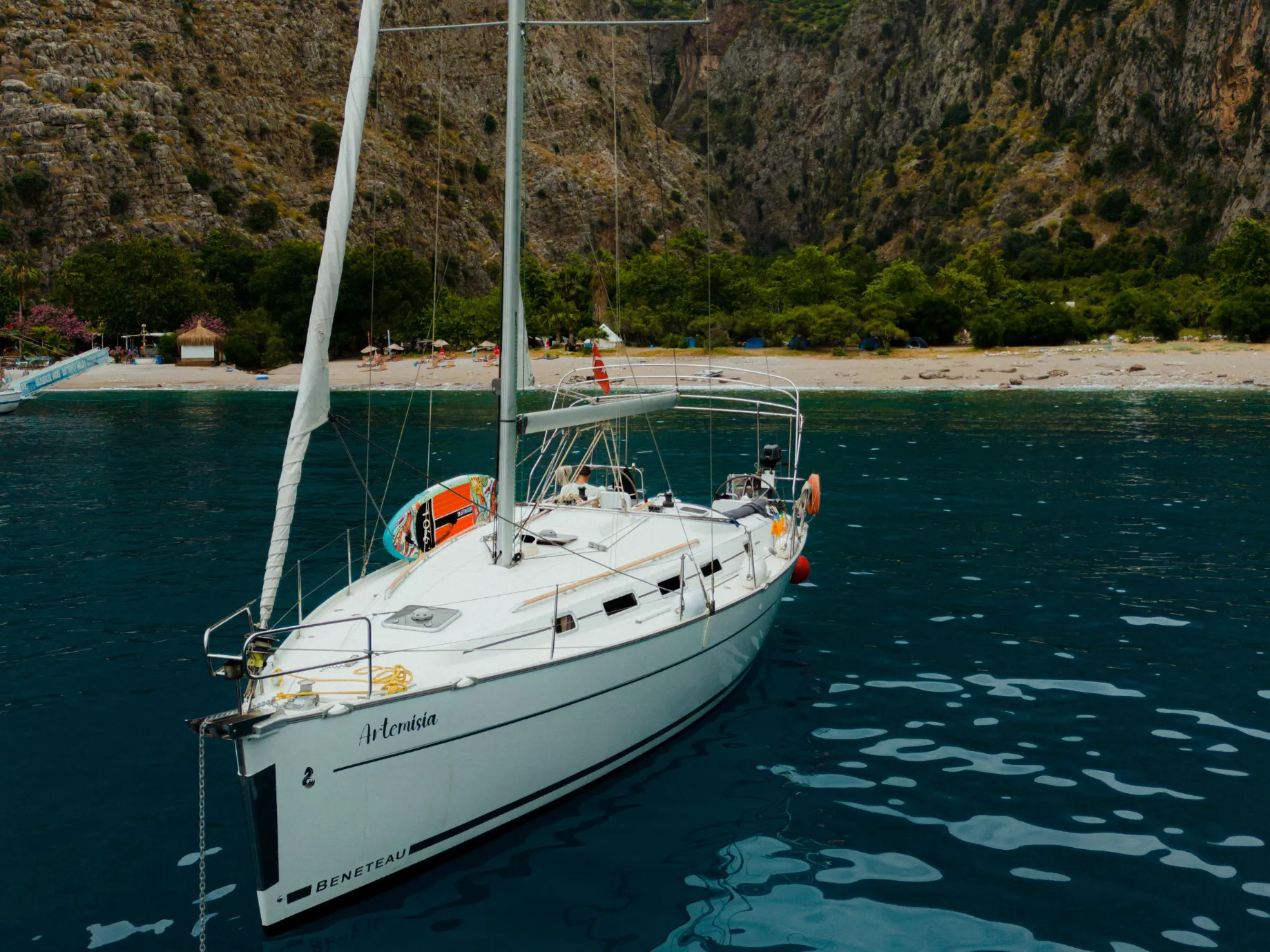 Beneteau Cyclades 39.3 Artemisia — fotografia jachty 1
