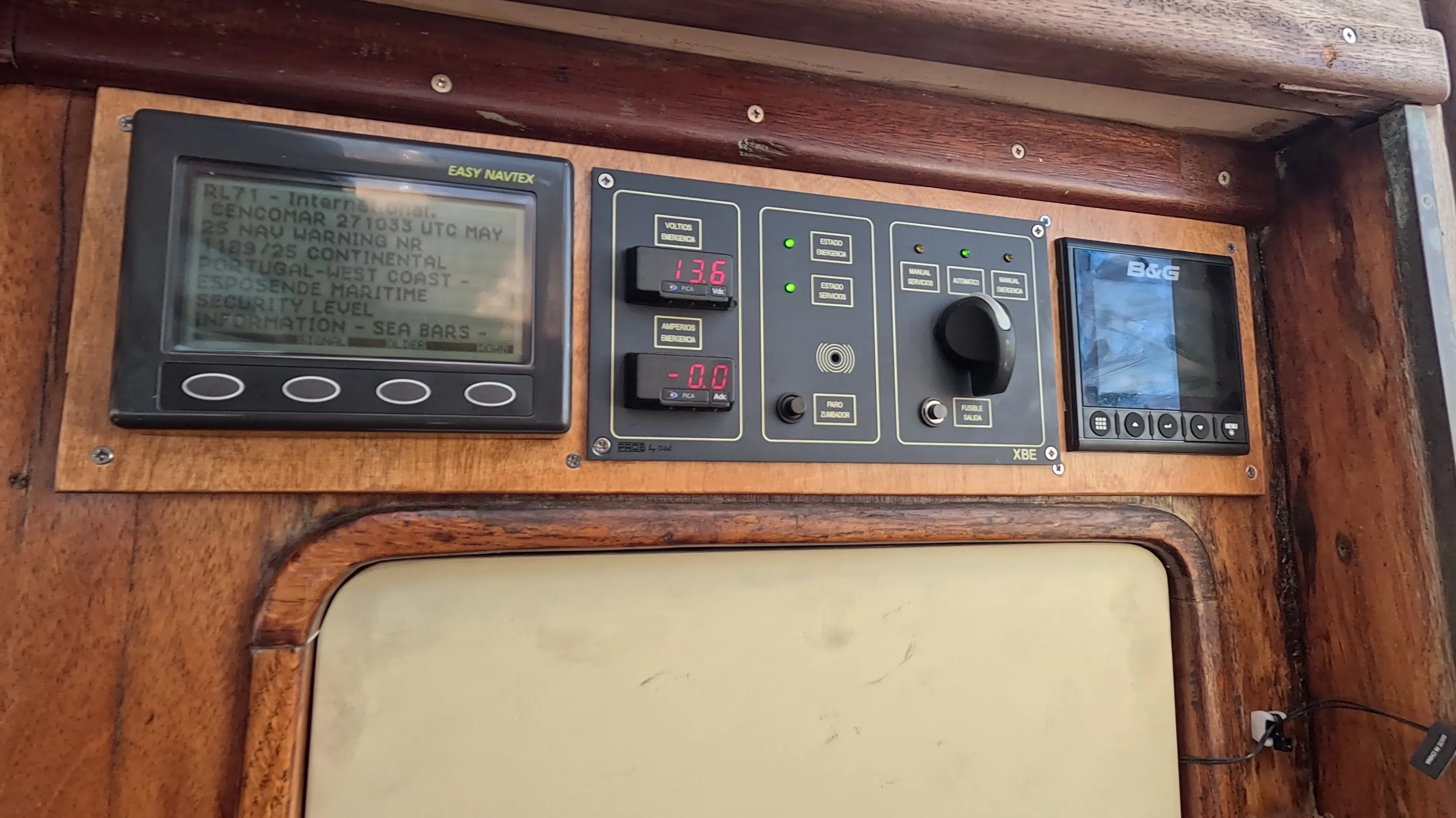 Frers 72 La Peregrina — yacht photo 10