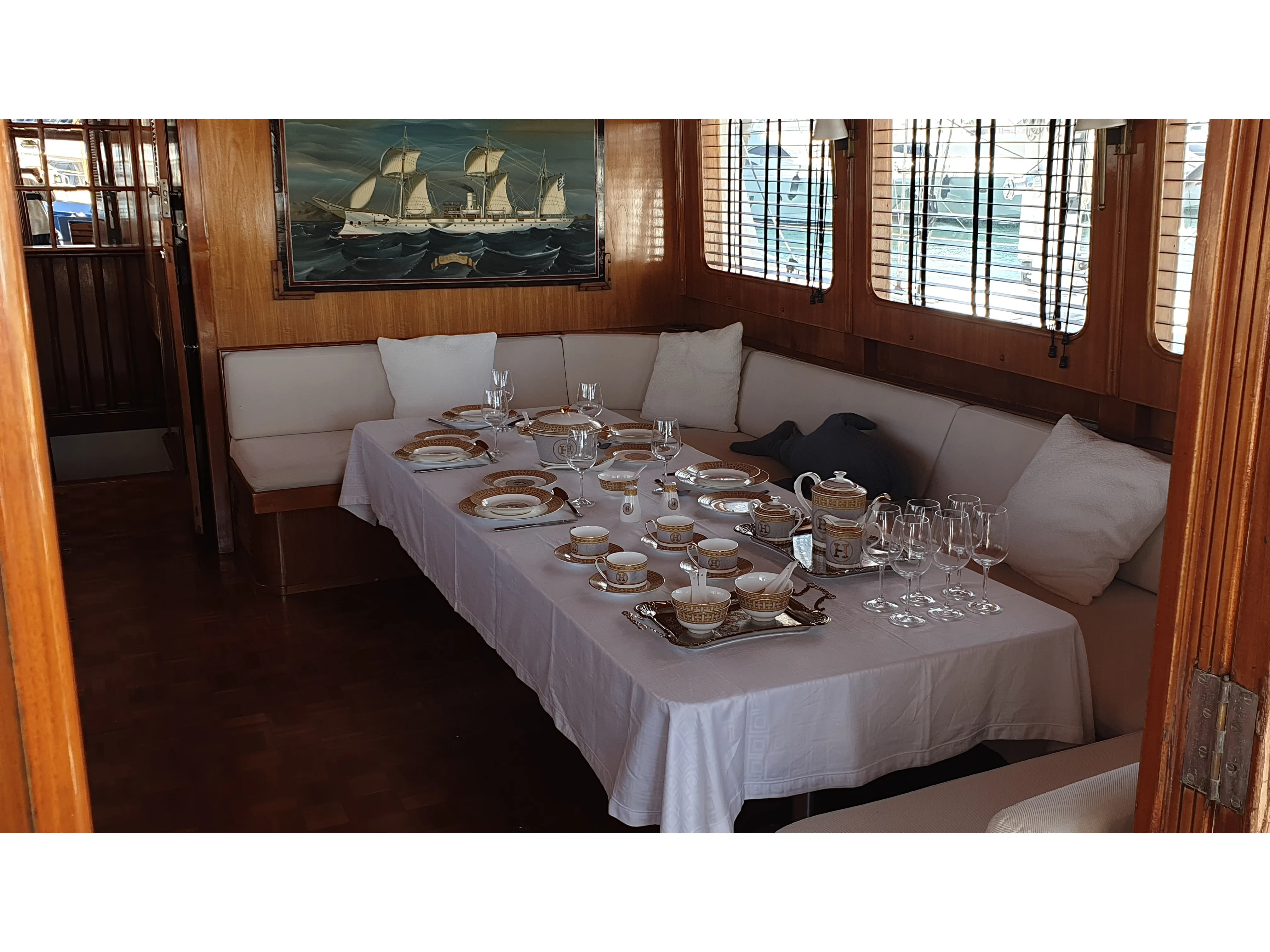 Motoryacht Hercule Piorot — yacht photo 12