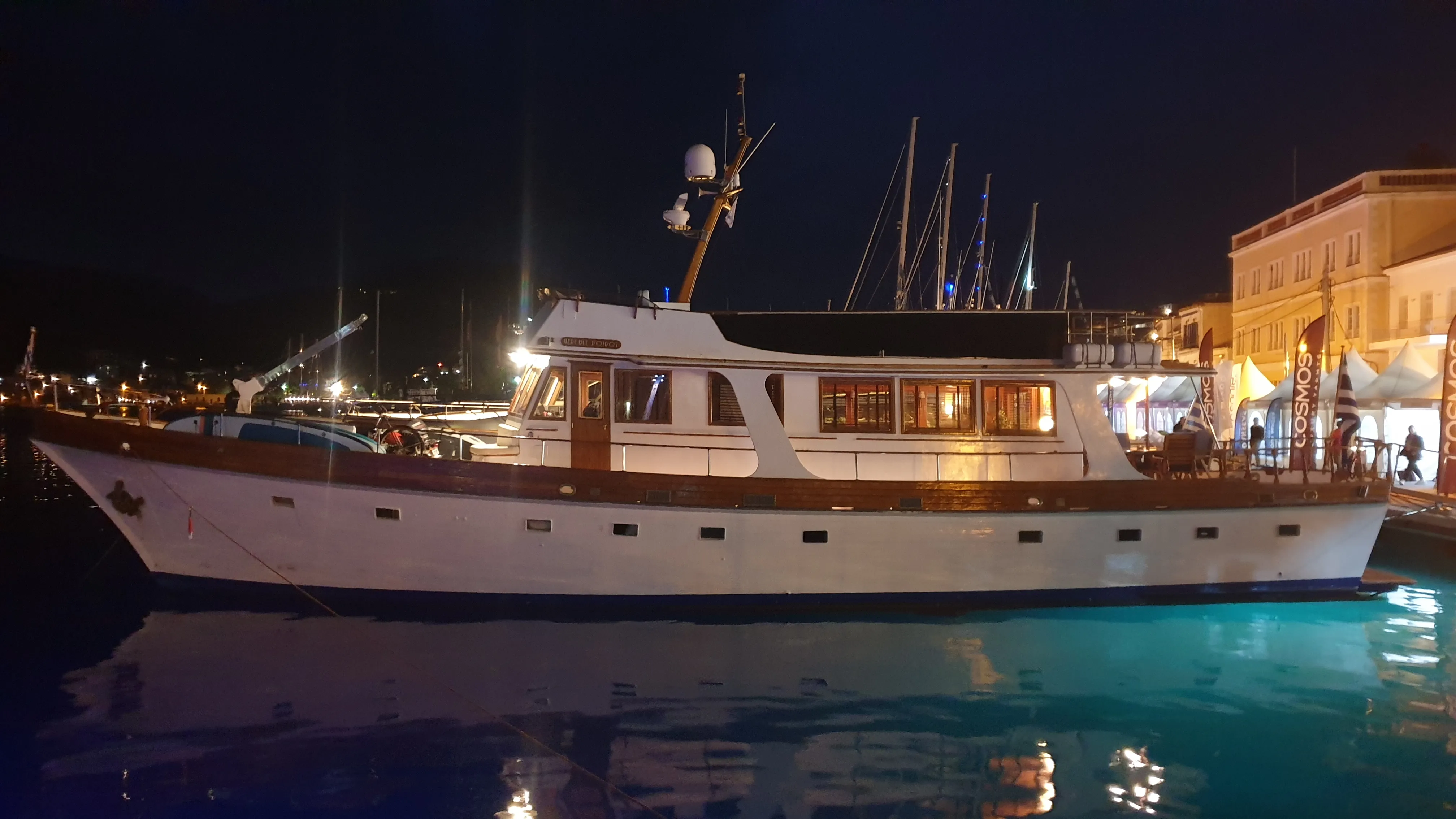 Motoryacht Hercule Piorot — yacht photo 20