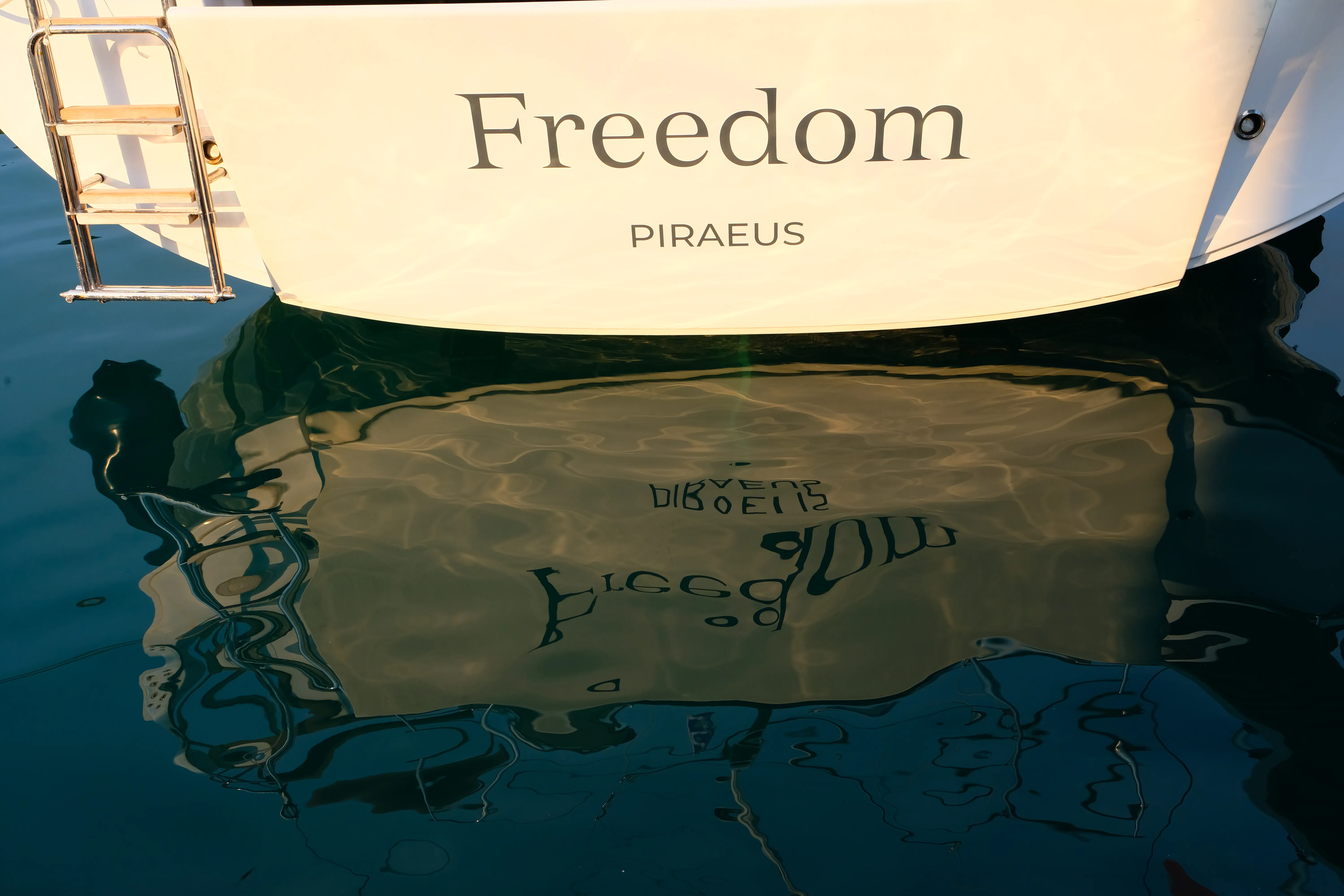 Moody 54 Freedom — yacht photo 3