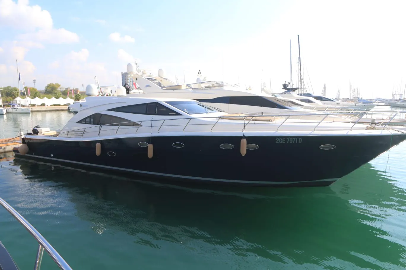 Uniesse 75 HT Guarfiro — yacht photo 8