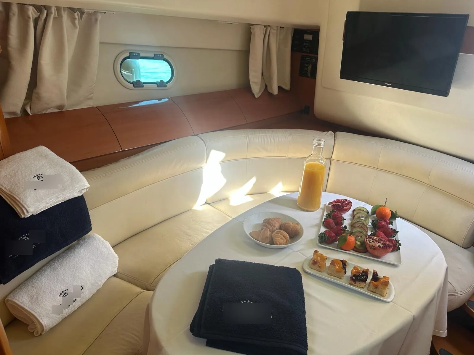 Prestige 34 Lodka 2 — fotografia jachty 3