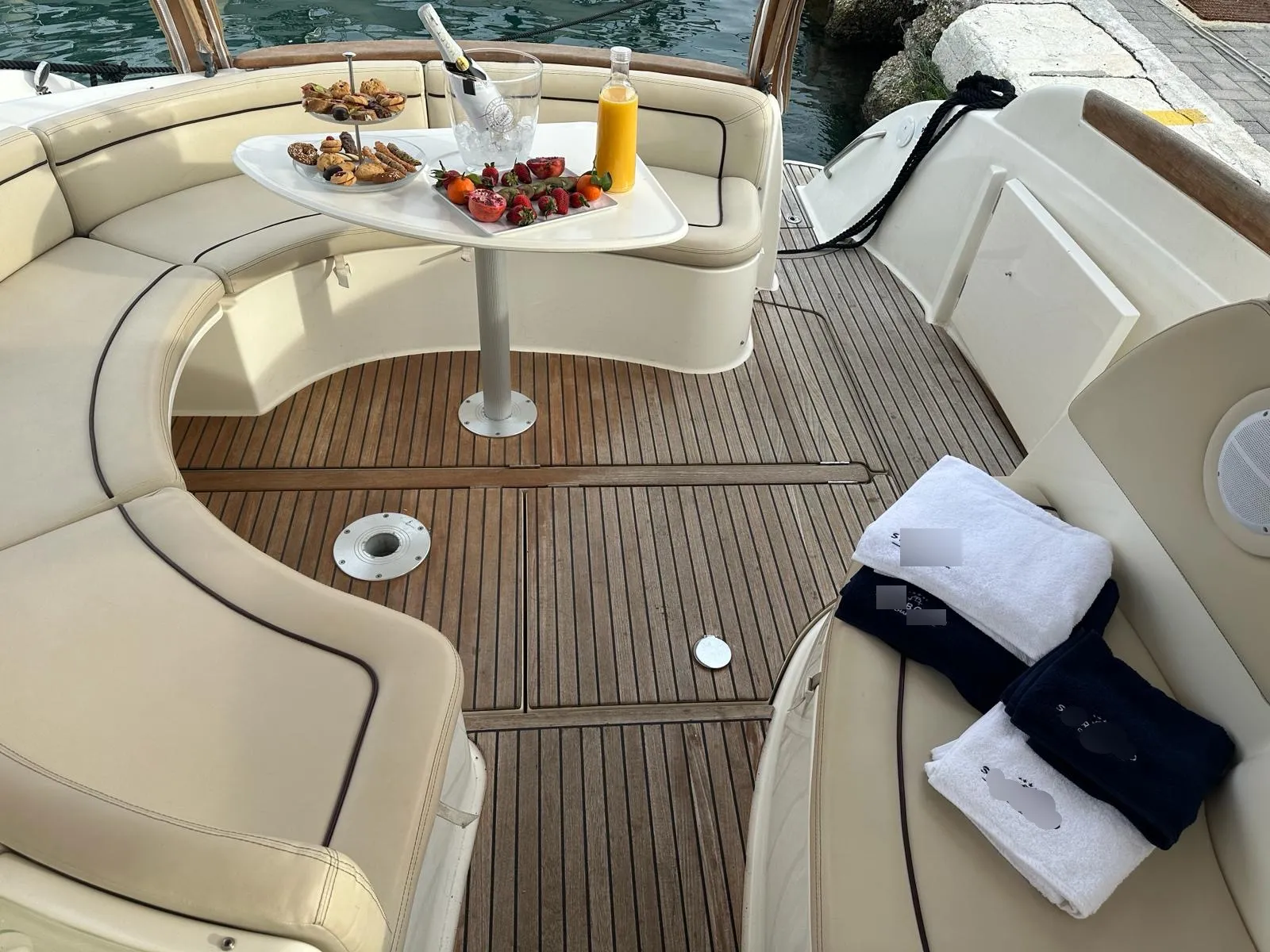 Prestige 34 Lodka 2 — fotografia jachty 6
