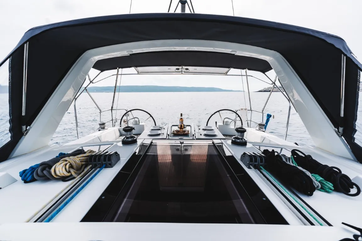 Oceanis 45 Rafaella — jahtikuva 18