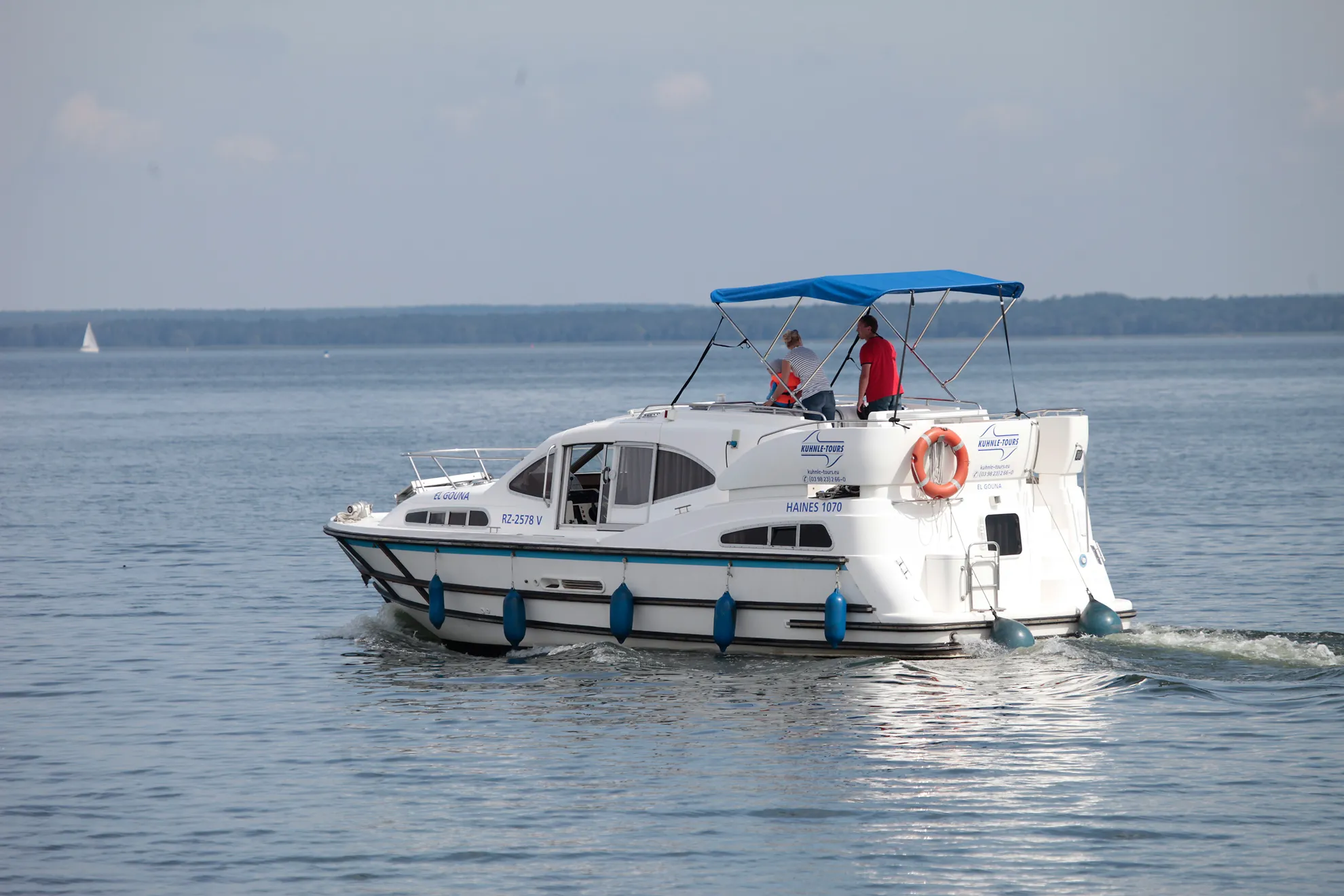 Haines 1070 — снимка на яхтата 14