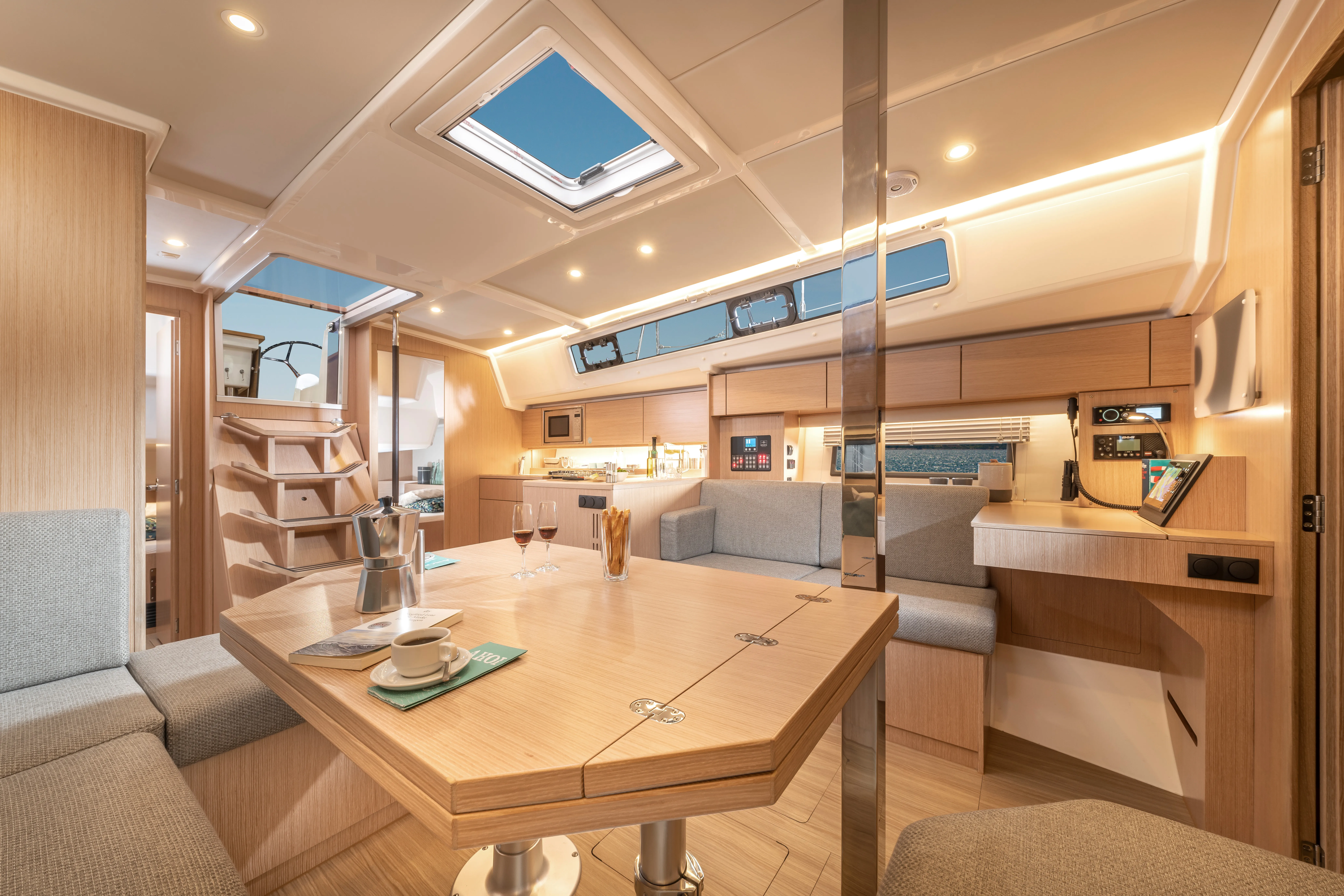 Bavaria C42 NAYJARA II — jahtikuva 2
