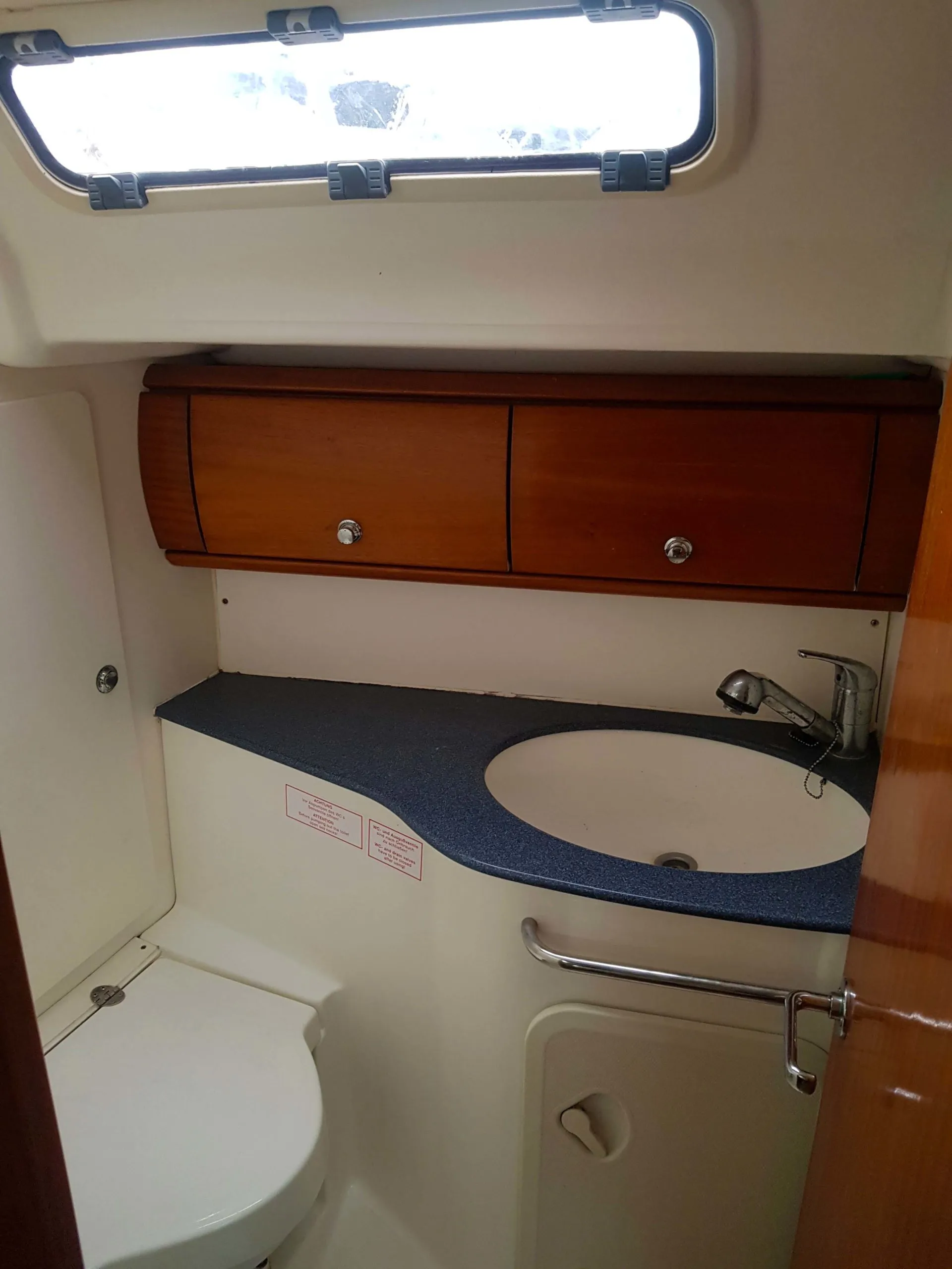 Bavaria 44 Gin — yacht photo 5