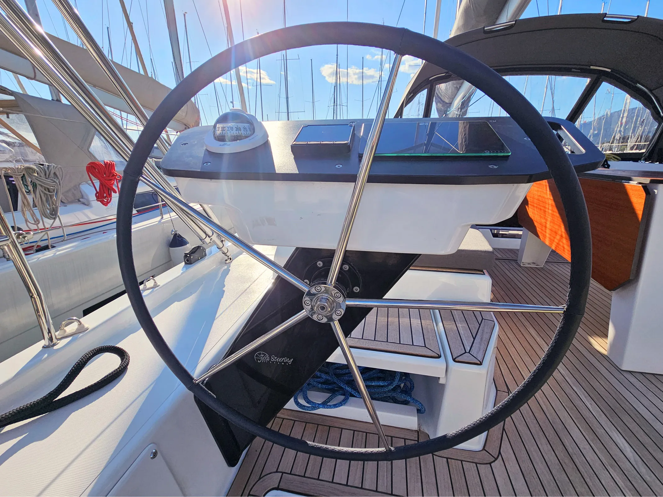 Dufour 44 Virtuoso — фотография яхты 46