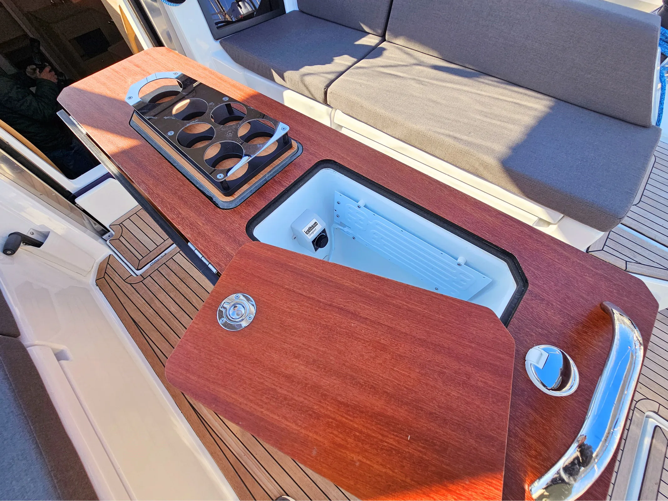 Dufour 44 Fortissimo — фотография яхты 38