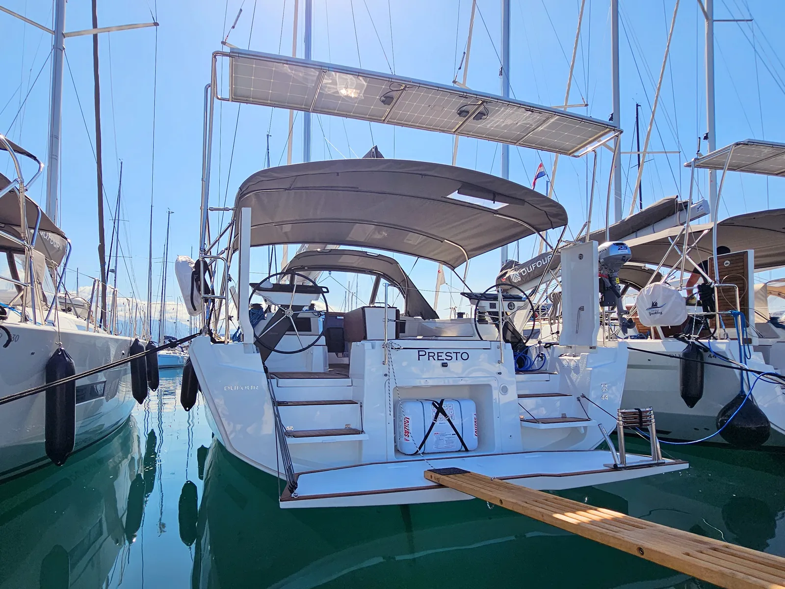 Dufour Yachts Dufour 44 Presto — фотография яхты 1