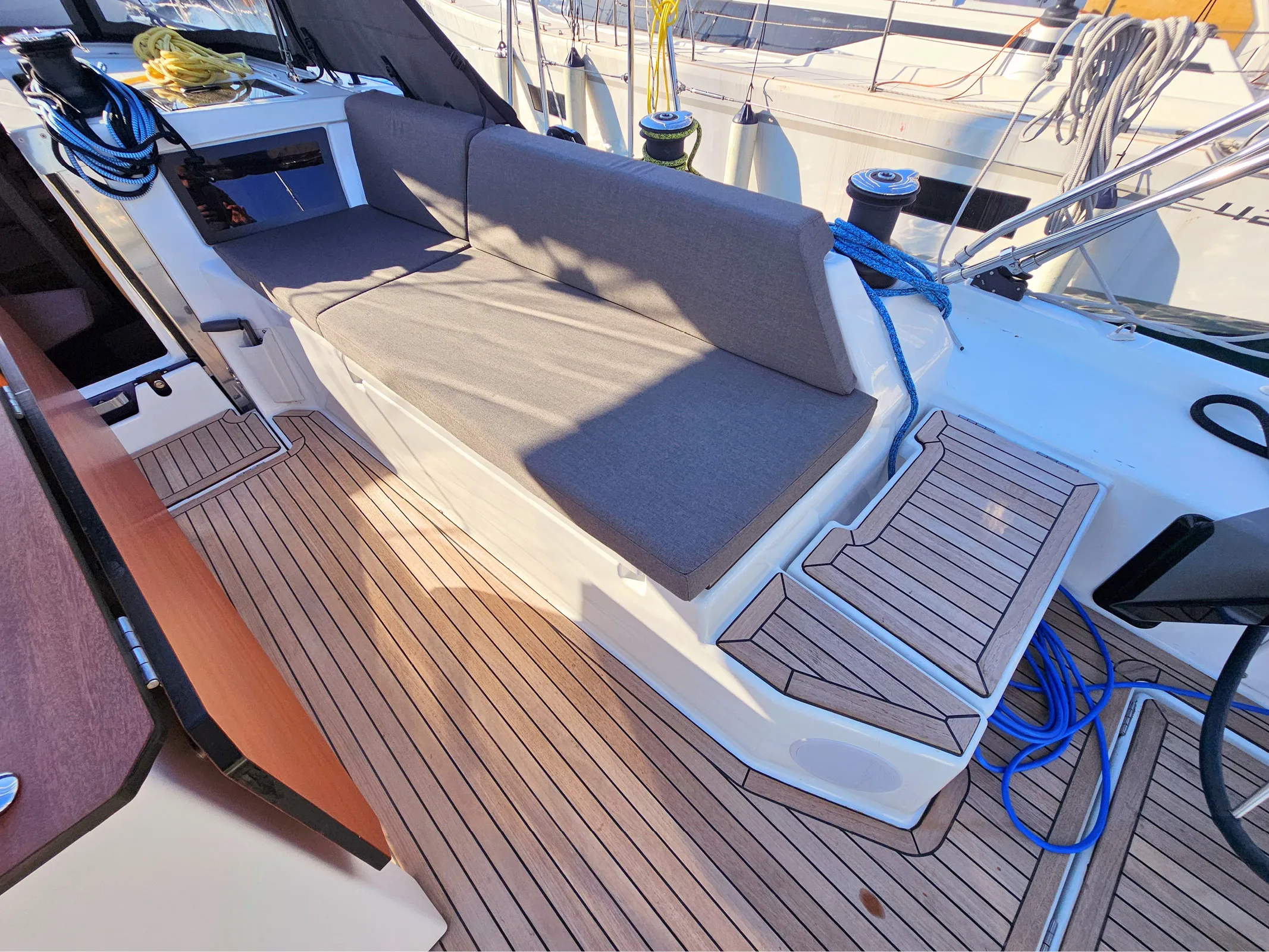 Dufour 44 Furioso — фотография яхты 76