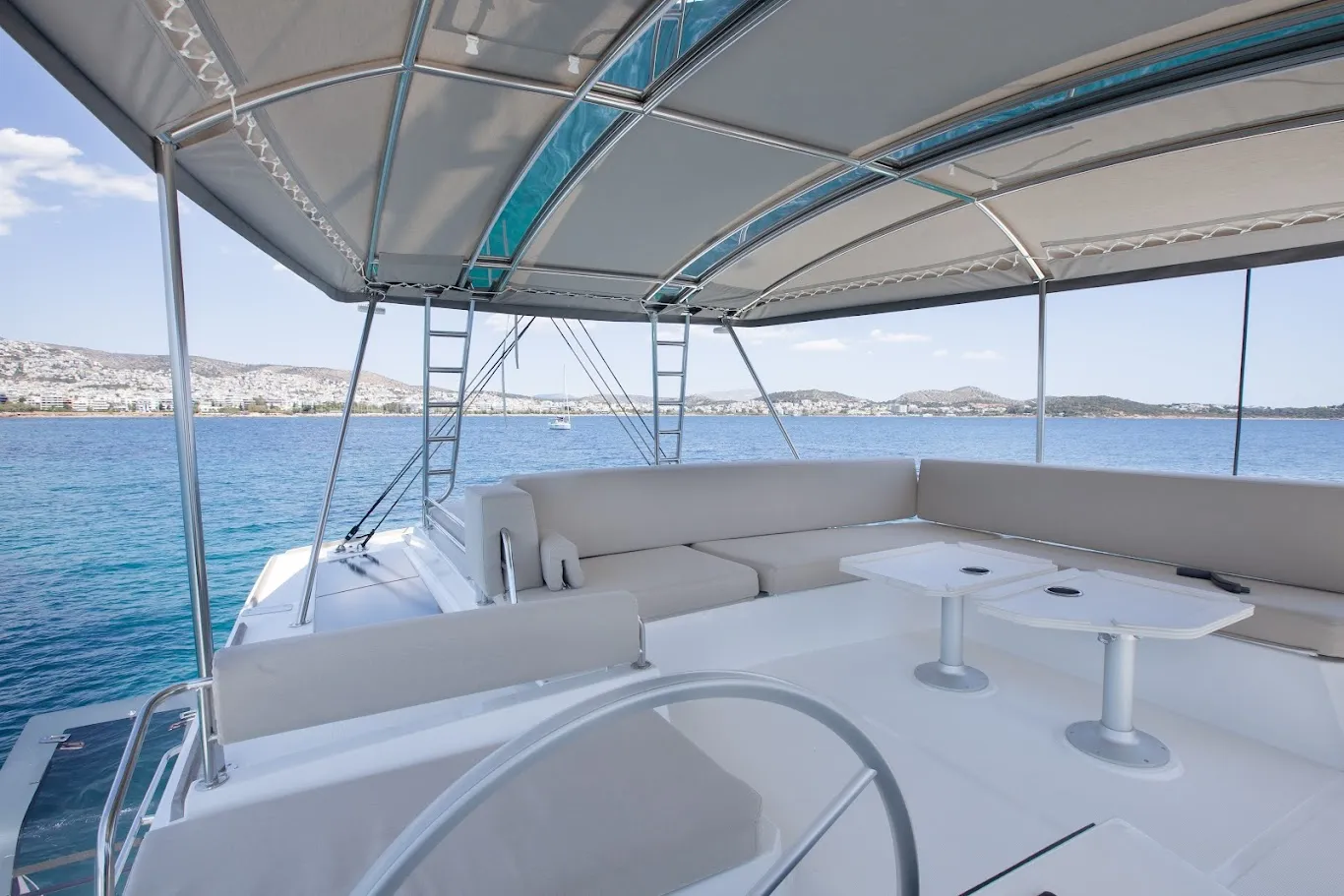 Bali 4.8 Nereid - Skippered — фотография яхты 12