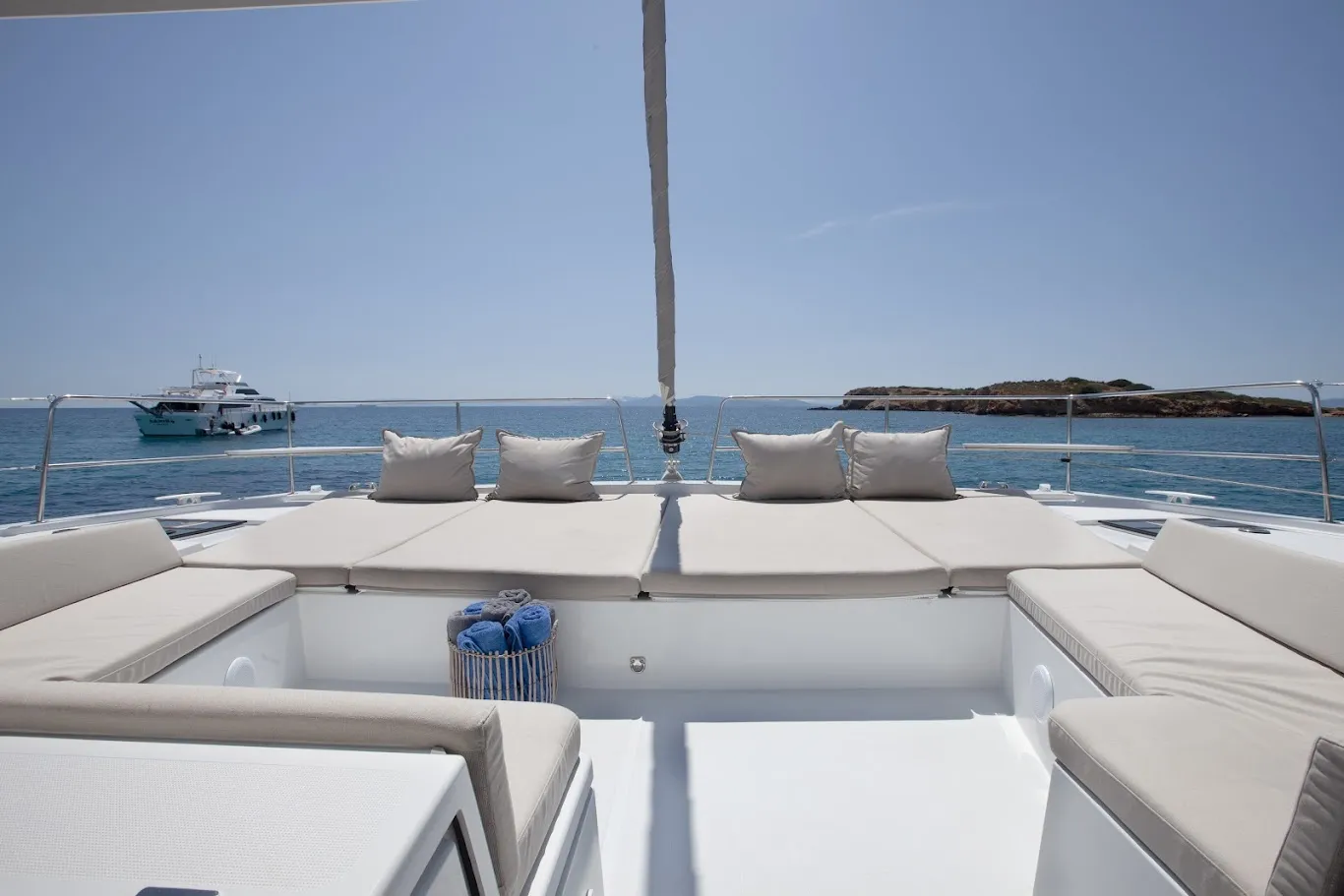 Bali 4.8 Nereid - Skippered — фотография яхты 7