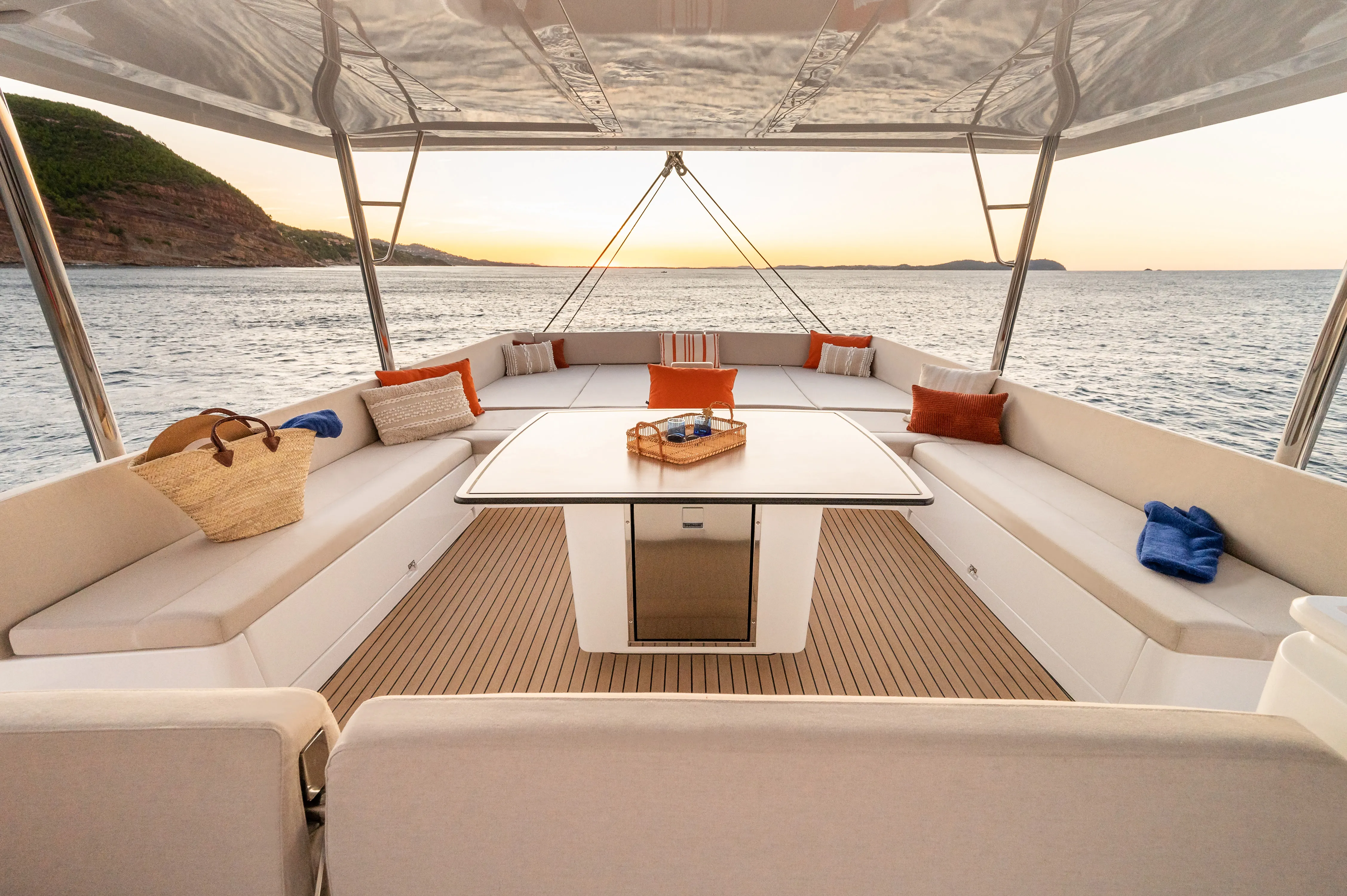 Bali 5.8 CRAZY BABY TOO — yacht photo 2