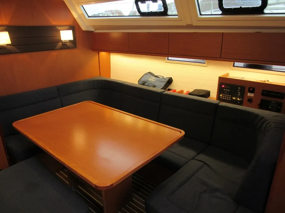 Bavaria Cruiser 46 SIX — fotografia jachty 5
