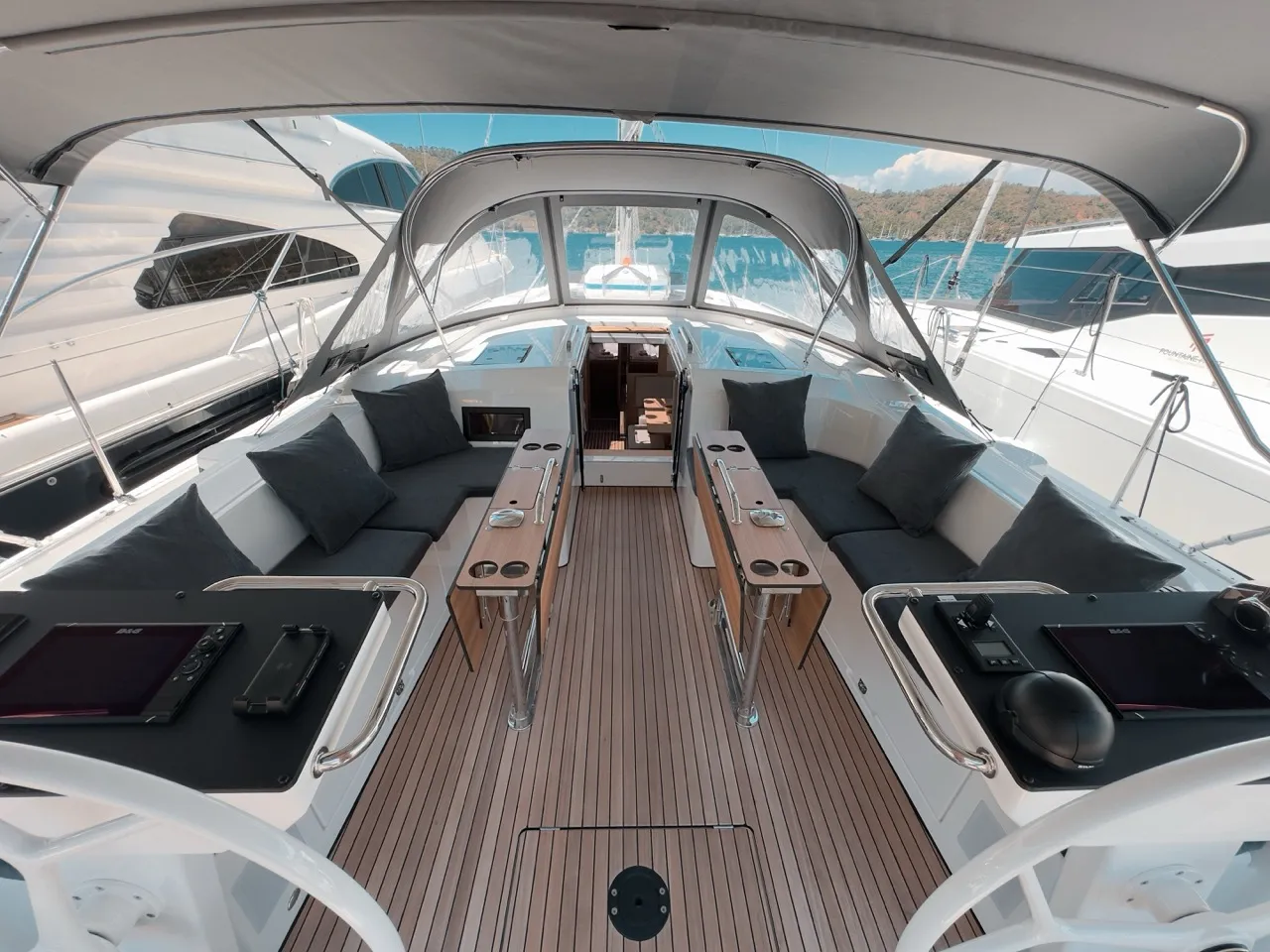 Bavaria C46 KYBELE — фотография яхты 19