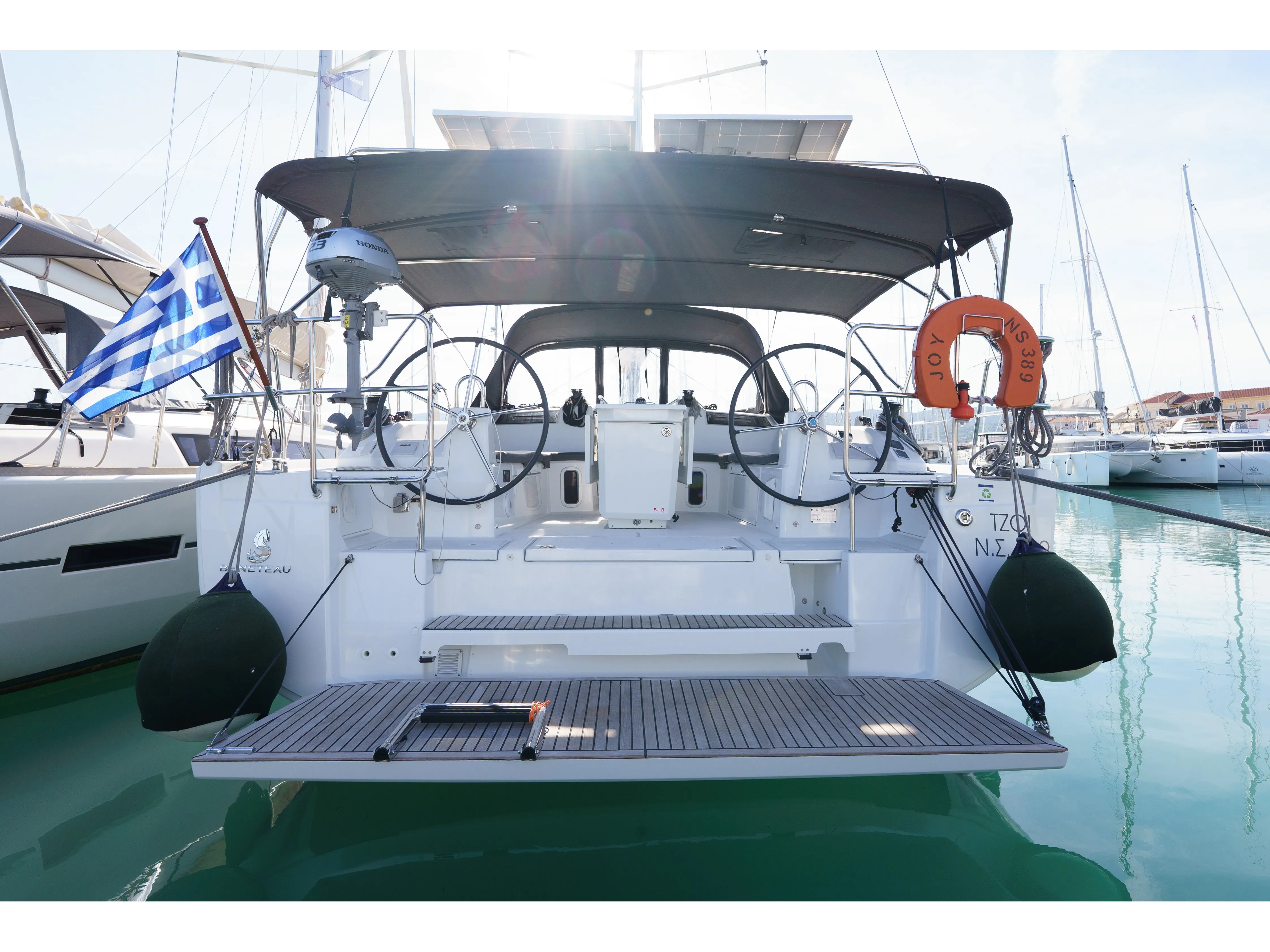 Beneteau Oceanis 40.1 Joy — фотография яхты 1
