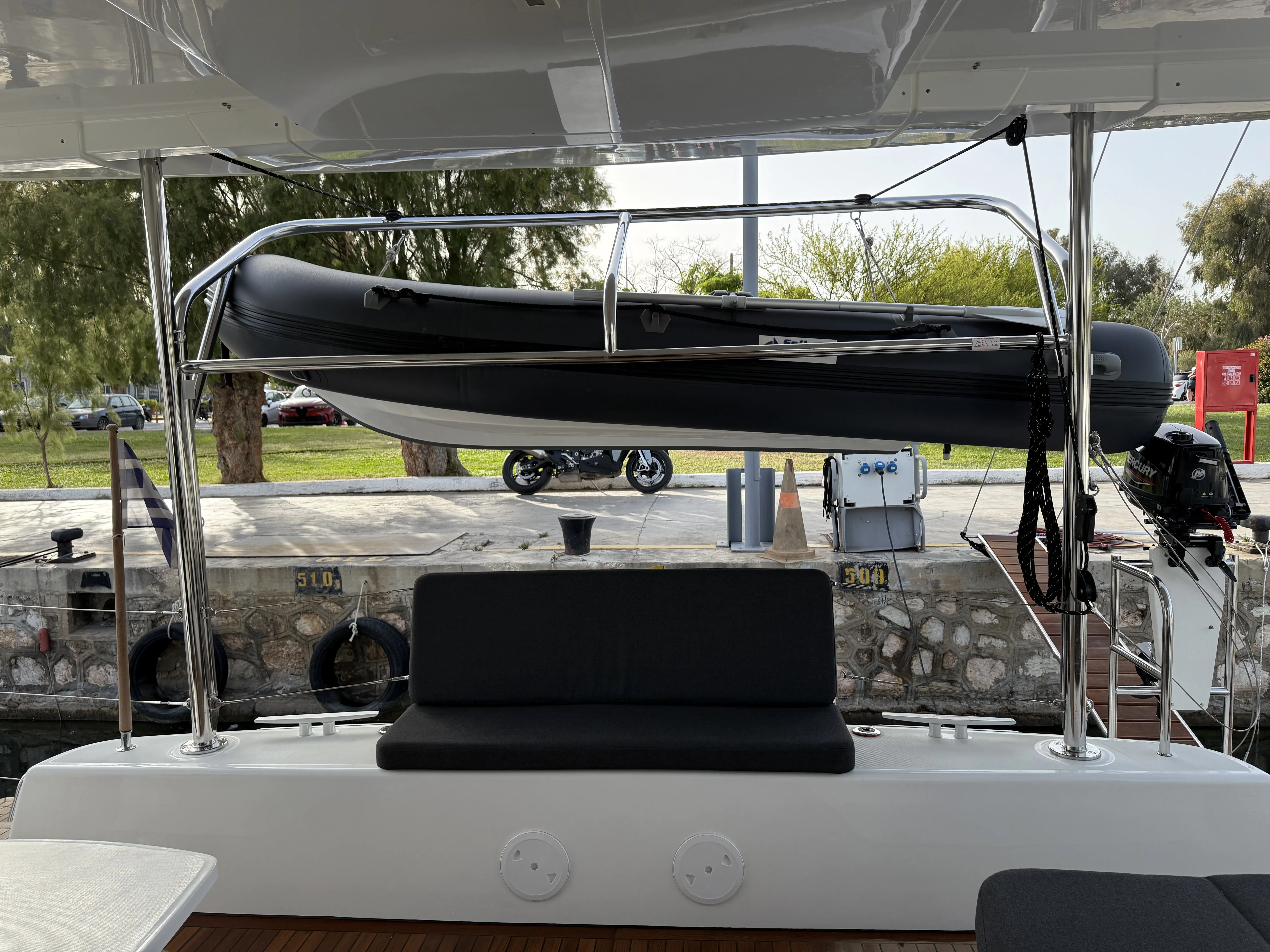 Lagoon 42 Bellatrix (A/C,Electric Heads) — фотография яхты 6