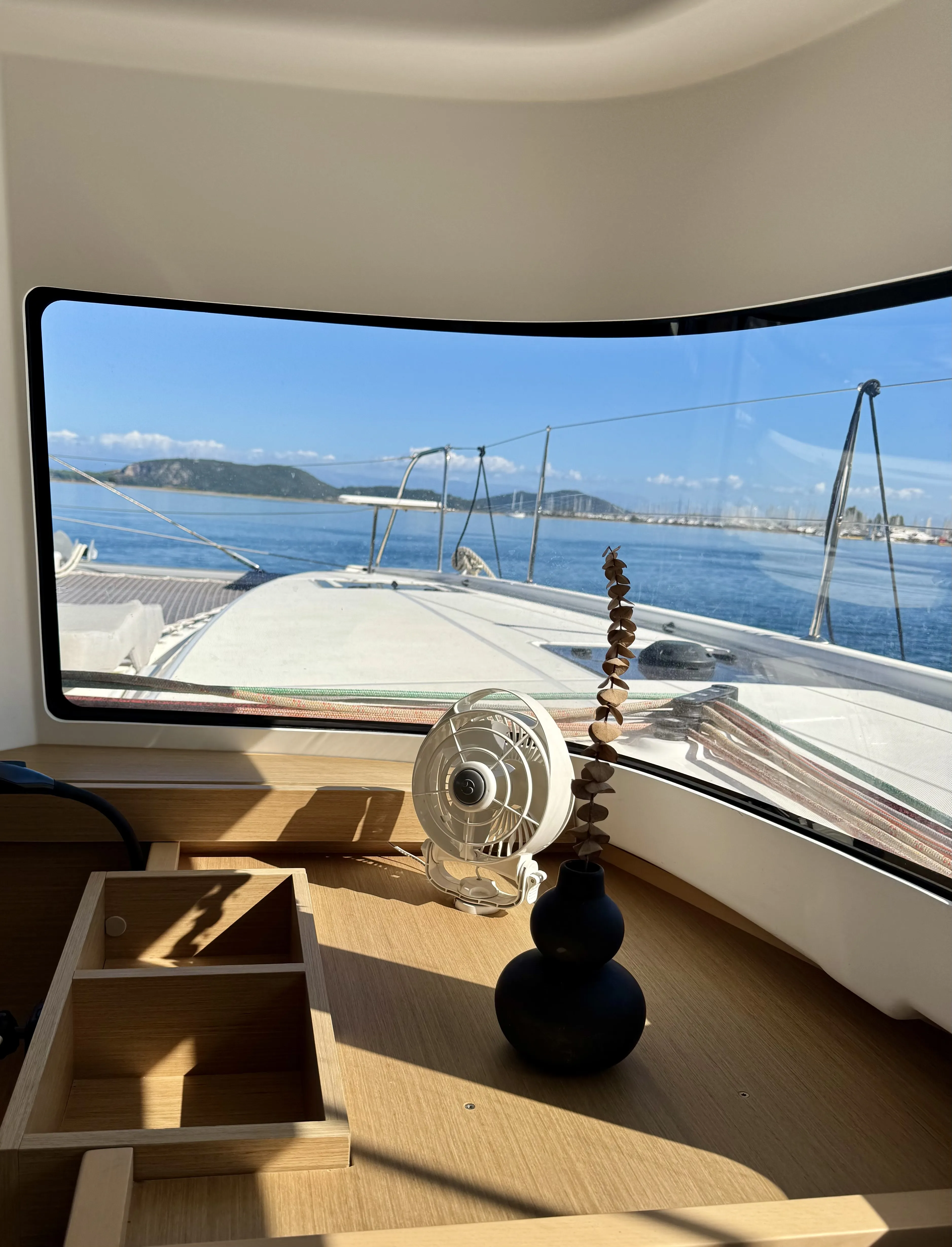 Excess 11 HELLENIC BREEZE — jahtikuva 11